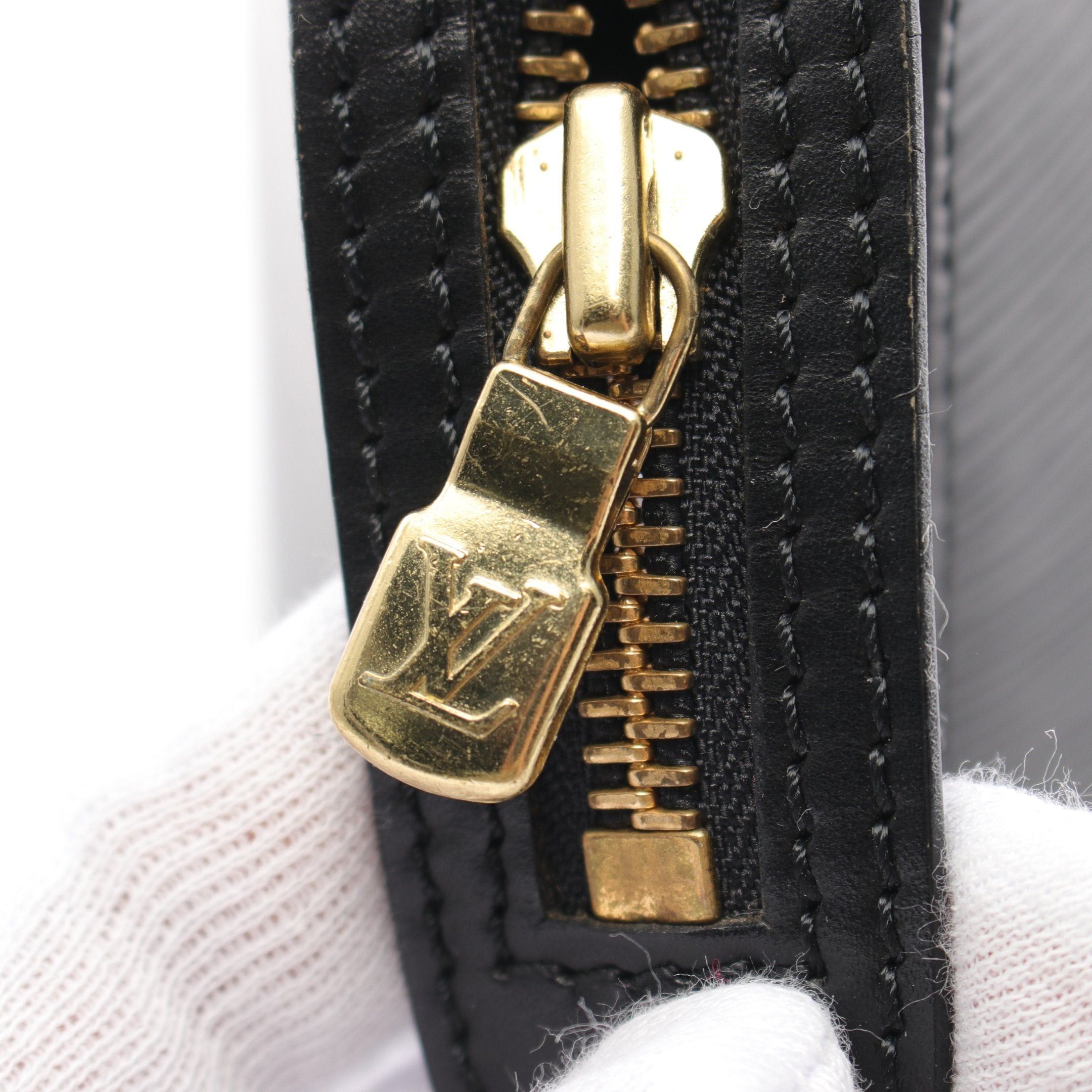 Louis Vuitton Louis Vuitton Saint-Jacques Shopping Epi Noir Shoulder Bag Leather Black Size ONE SIZE - 6 Thumbnail