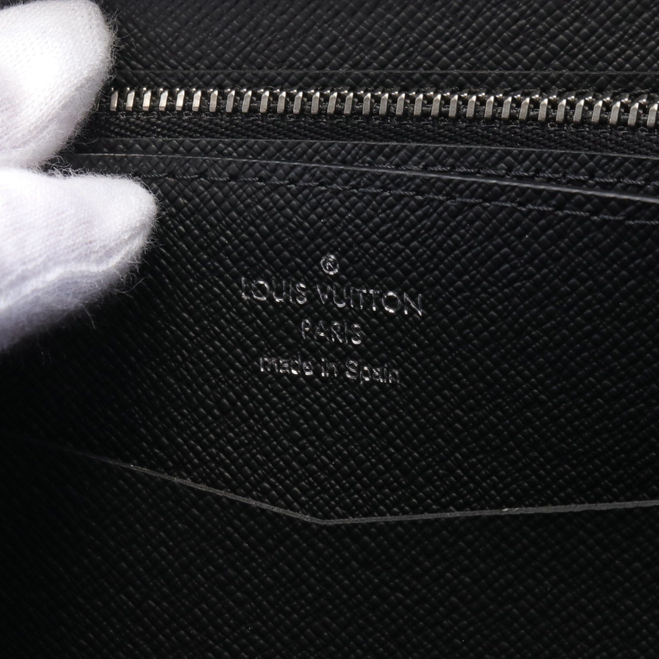 Louis Vuitton Louis Vuitton Zippy Xl Monogram Eclipse Round Zipper Long Wallet Leather Black Size ONE SIZE - 4 Thumbnail