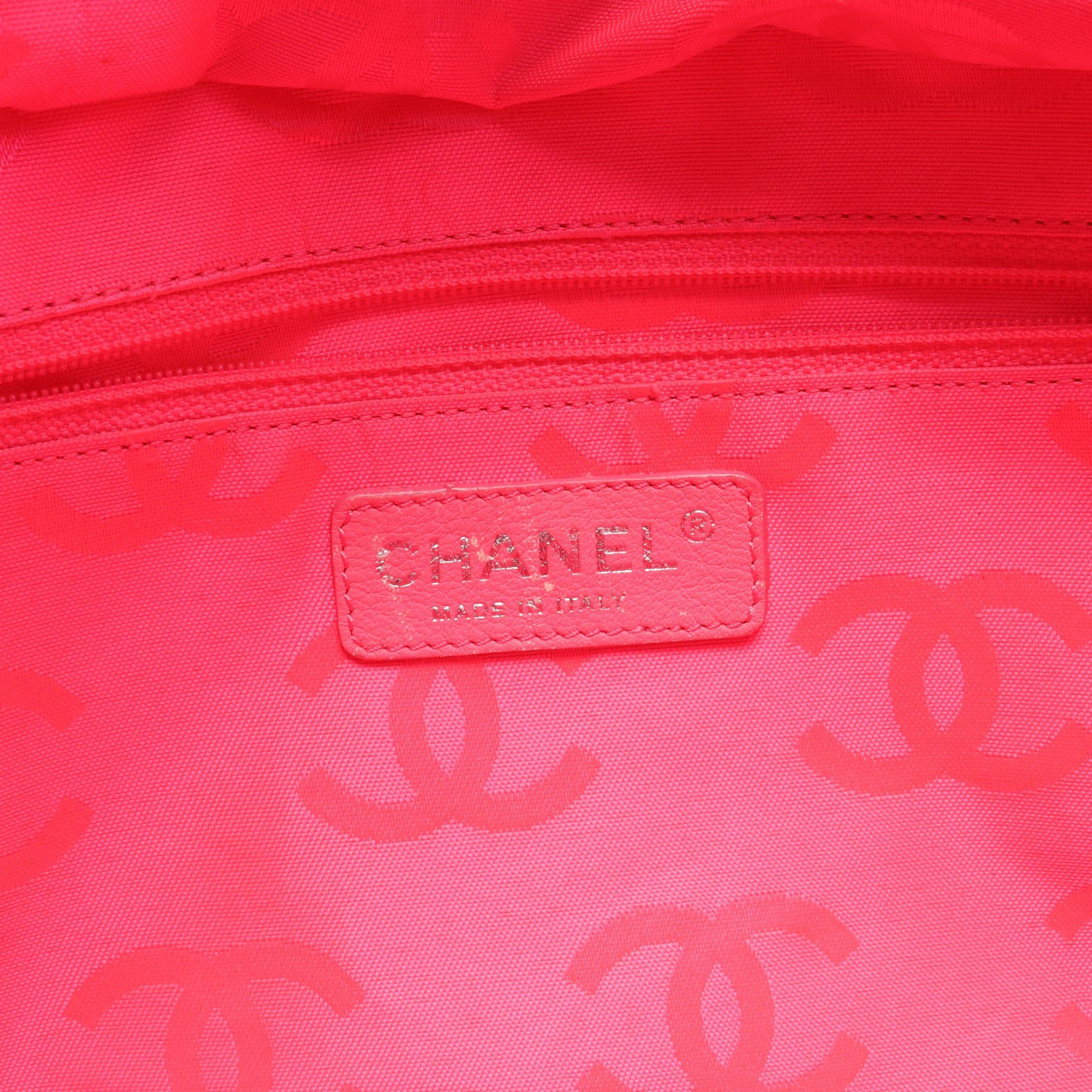 Chanel Chanel Cambon Line Large Shoulder Bag Tote Leather Black Silver Hardware Size ONE SIZE - 4 Thumbnail