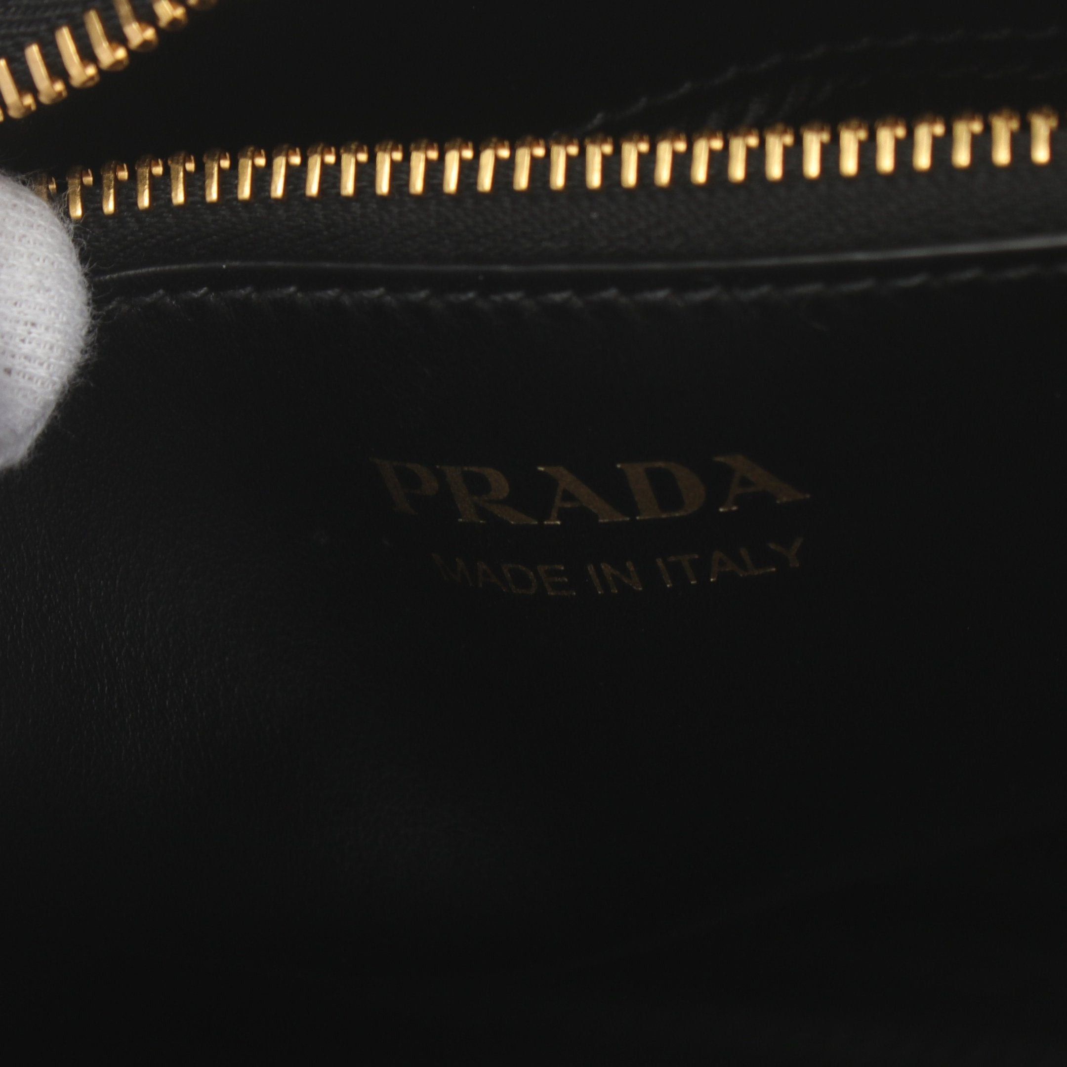 Prada Prada Saffiano Cuir C Monochrome Handbag Leather Black Size ONE SIZE - 4 Thumbnail