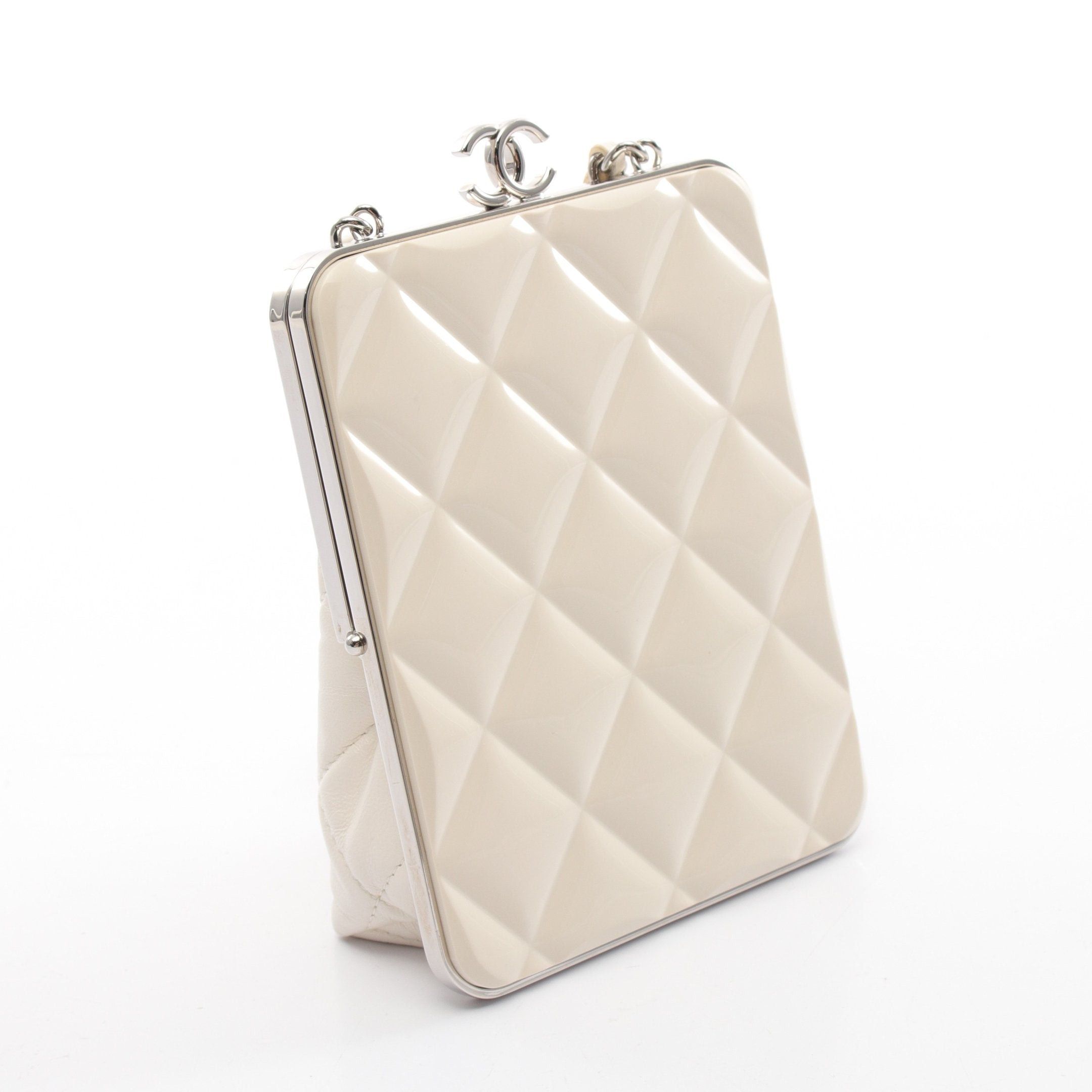Chanel Chanel Matelasse Chain Shoulder Bag Leather Off White Silver Hardware Size ONE SIZE - 2 Thumbnail