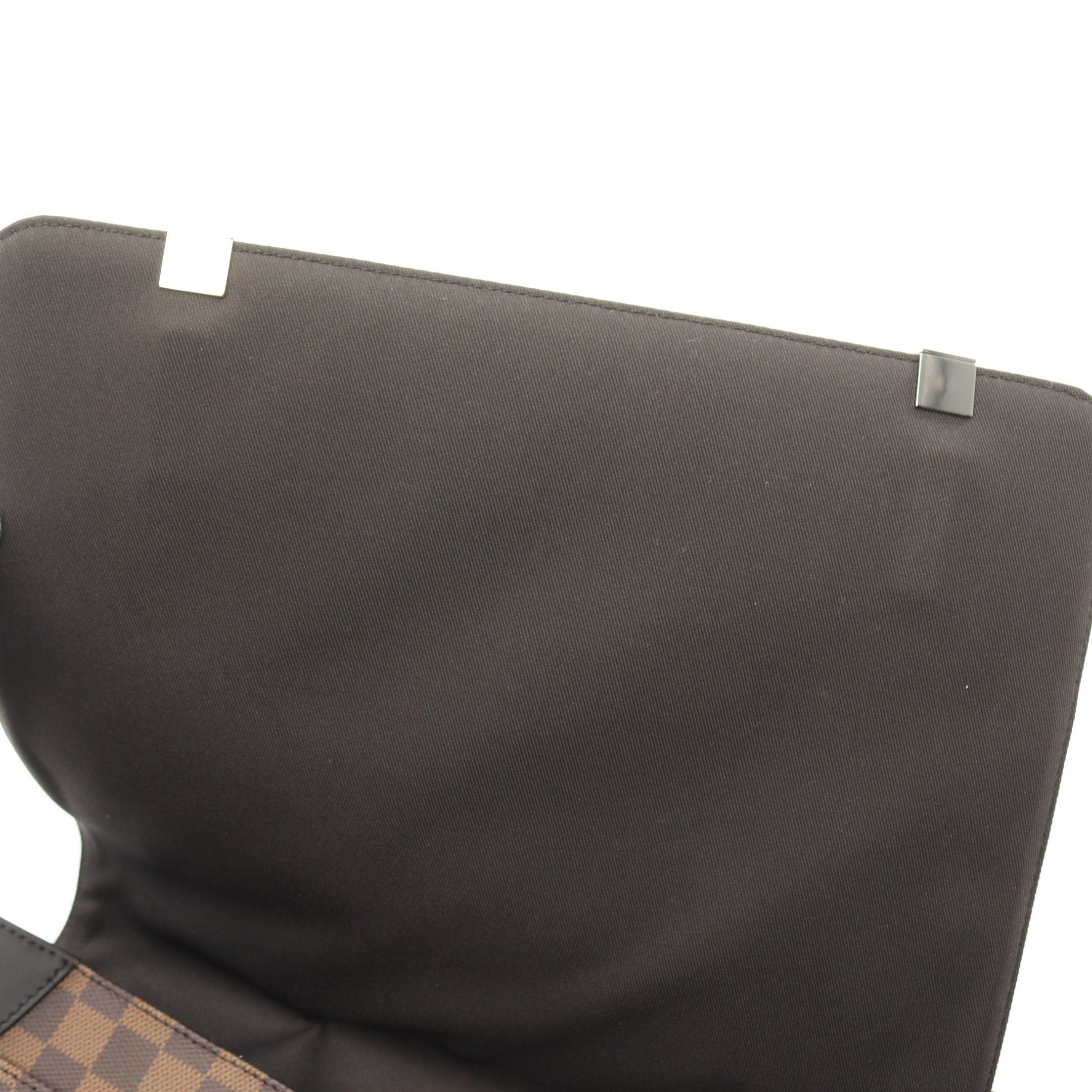 Louis Vuitton Louis Vuitton District Mm Nm Damier Ebene Shoulder Bag Leather Brown Size ONE SIZE - 5 Thumbnail