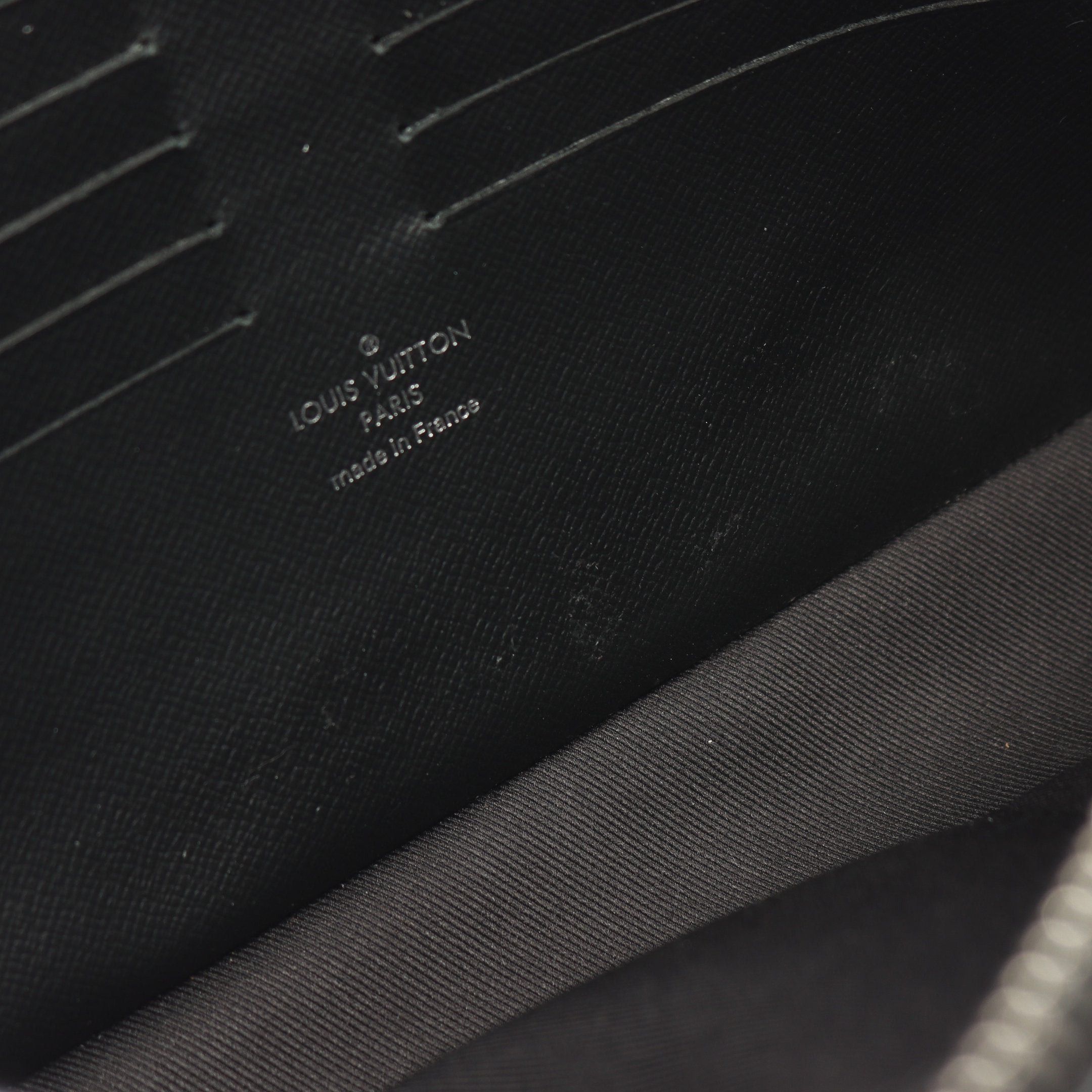 Louis Vuitton Louis Vuitton Pochette Kasai Damier Graphite Clutch Bag Leather Black Size ONE SIZE - 6 Thumbnail