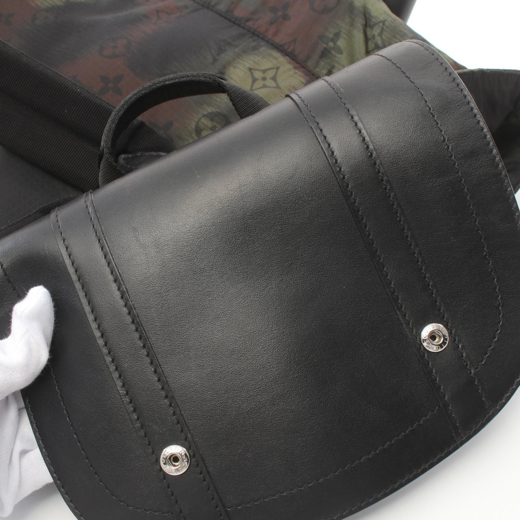 Louis Vuitton Louis Vuitton Christopher Pm Nylon Camouflage Backpack Rucksack Leather Khaki Green Black Brown Size ONE SIZE - 8 Thumbnail
