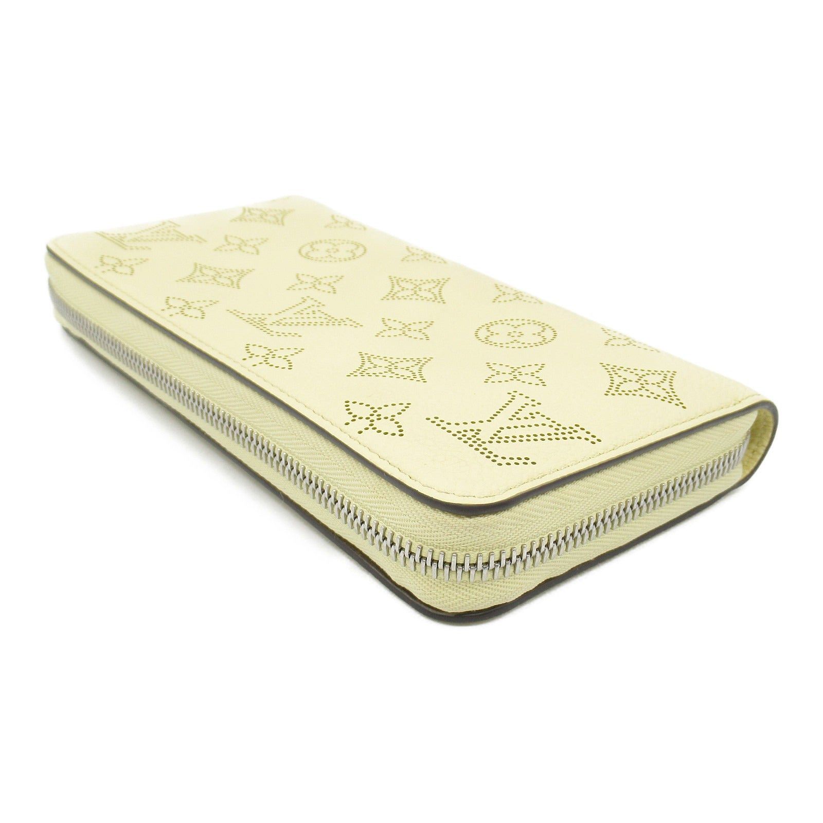 Louis Vuitton Louis Vuitton Zippy Wallet Round Long Zipper Leather Mahina Yellow Banana Size ONE SIZE - 4 Thumbnail