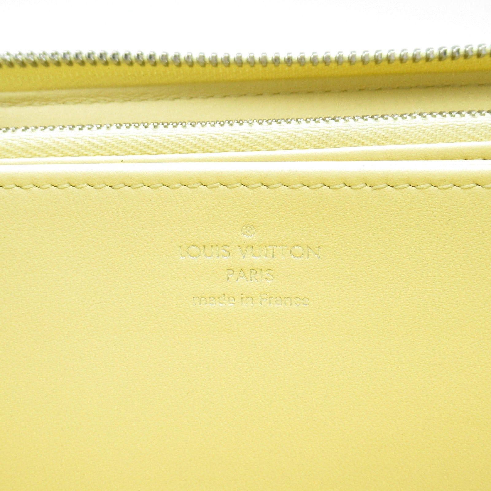 Louis Vuitton Louis Vuitton Zippy Wallet Round Long Zipper Leather Mahina Yellow Banana Size ONE SIZE - 6 Thumbnail