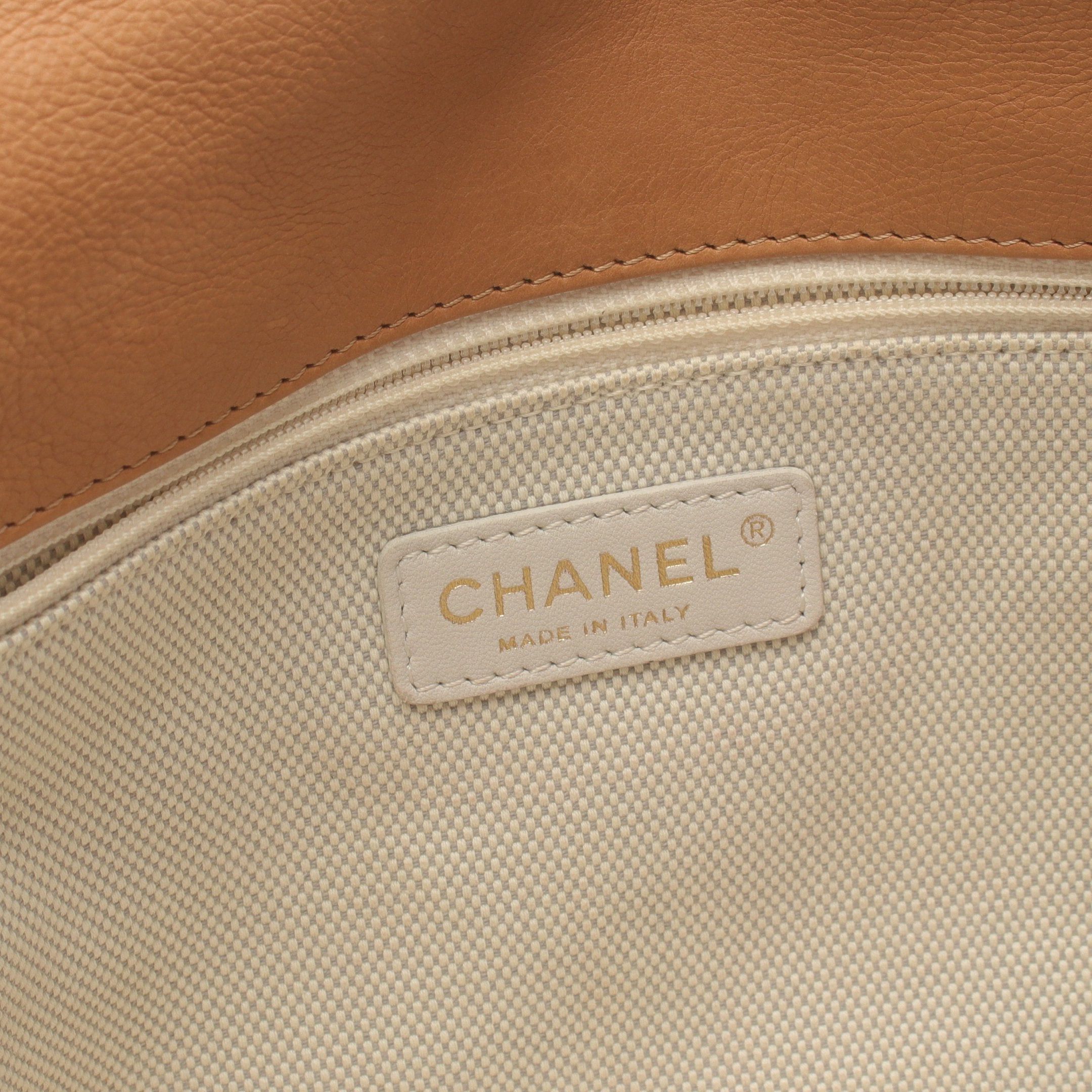 Chanel Chanel Ultra Stitch Double Chain Shoulder Bag Leather Light Brown Gold Hardware Size ONE SIZE - 4 Thumbnail