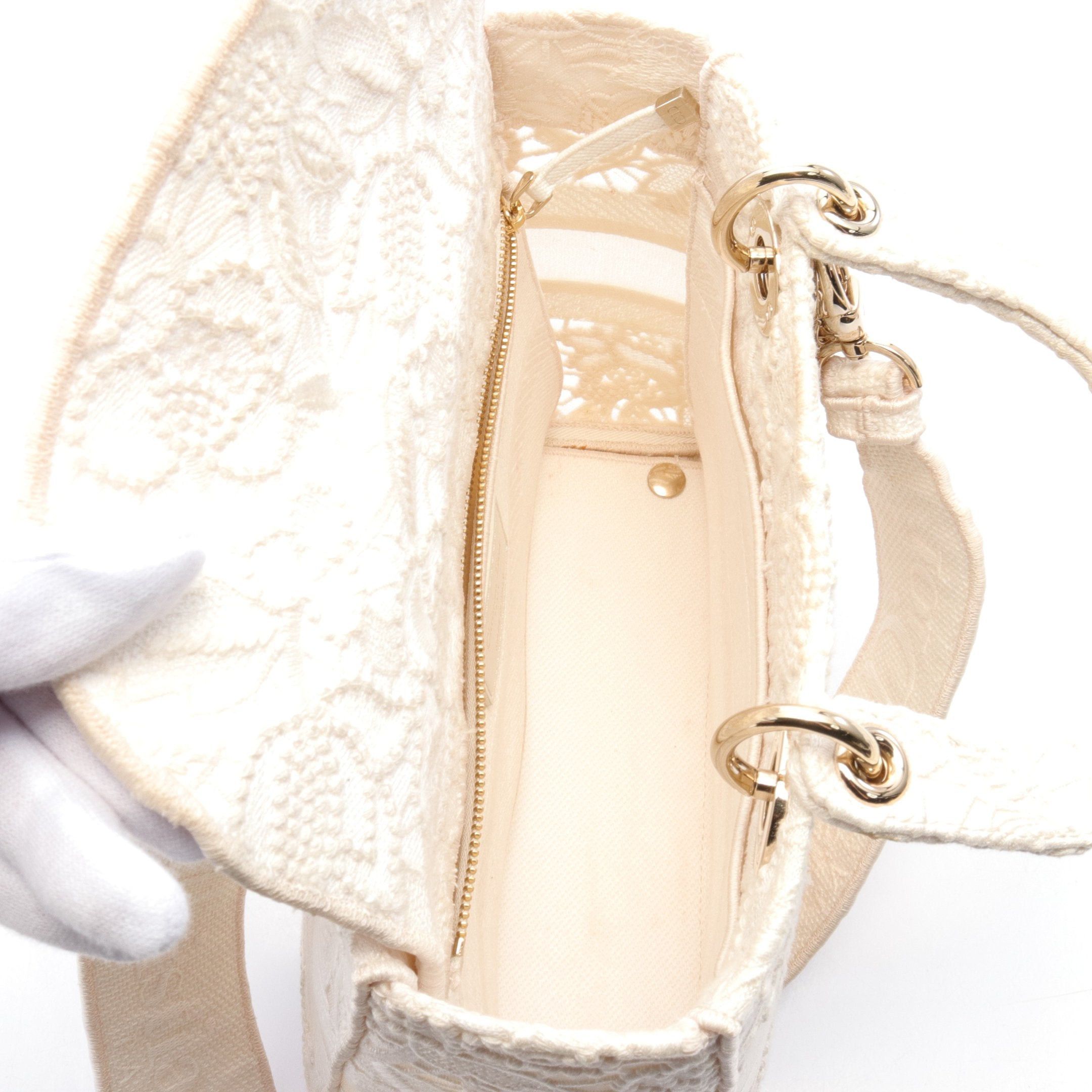 Dior Dior Lady Dior Medium Handbag Canvas Off White Size ONE SIZE - 3 Thumbnail