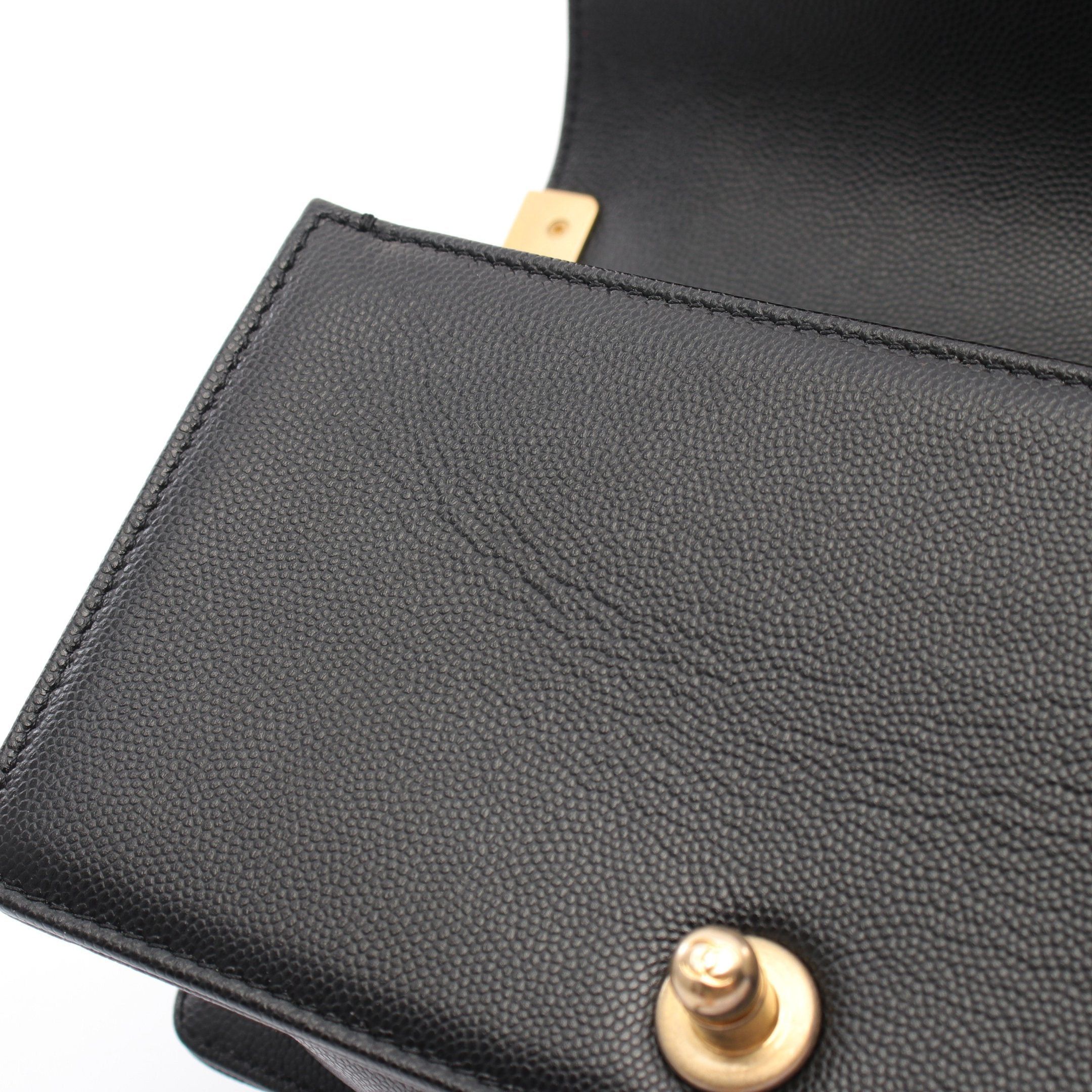 Chanel Chanel Boy Chanel Small Chevron V-Stitch Chain Shoulder Bag Caviar Skin Black Gold Hardware Size ONE SIZE - 6 Thumbnail