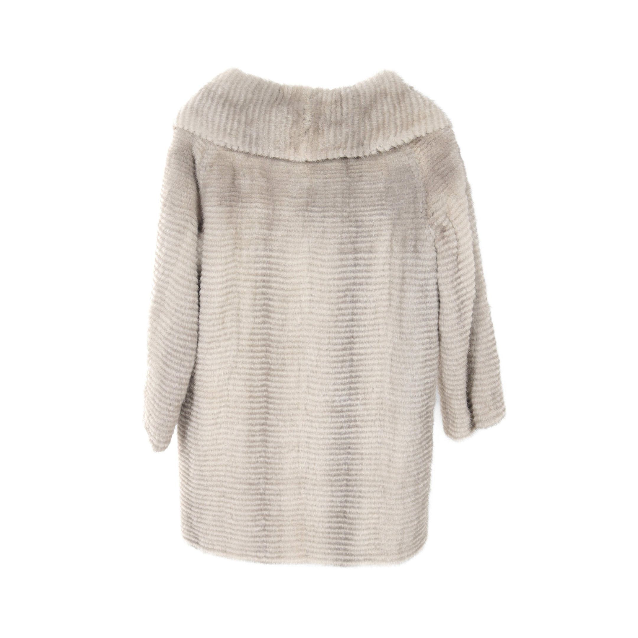 Gucci Gucci Fur Coat Mink Gray Size ONE SIZE - 2 Thumbnail