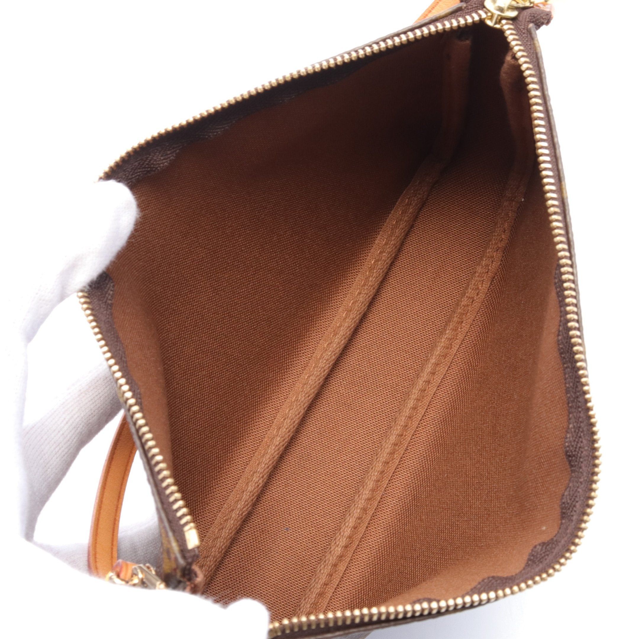 Louis Vuitton Louis Vuitton Pochette Accessoires Monogram Handbag Leather Brown Size ONE SIZE - 3 Thumbnail