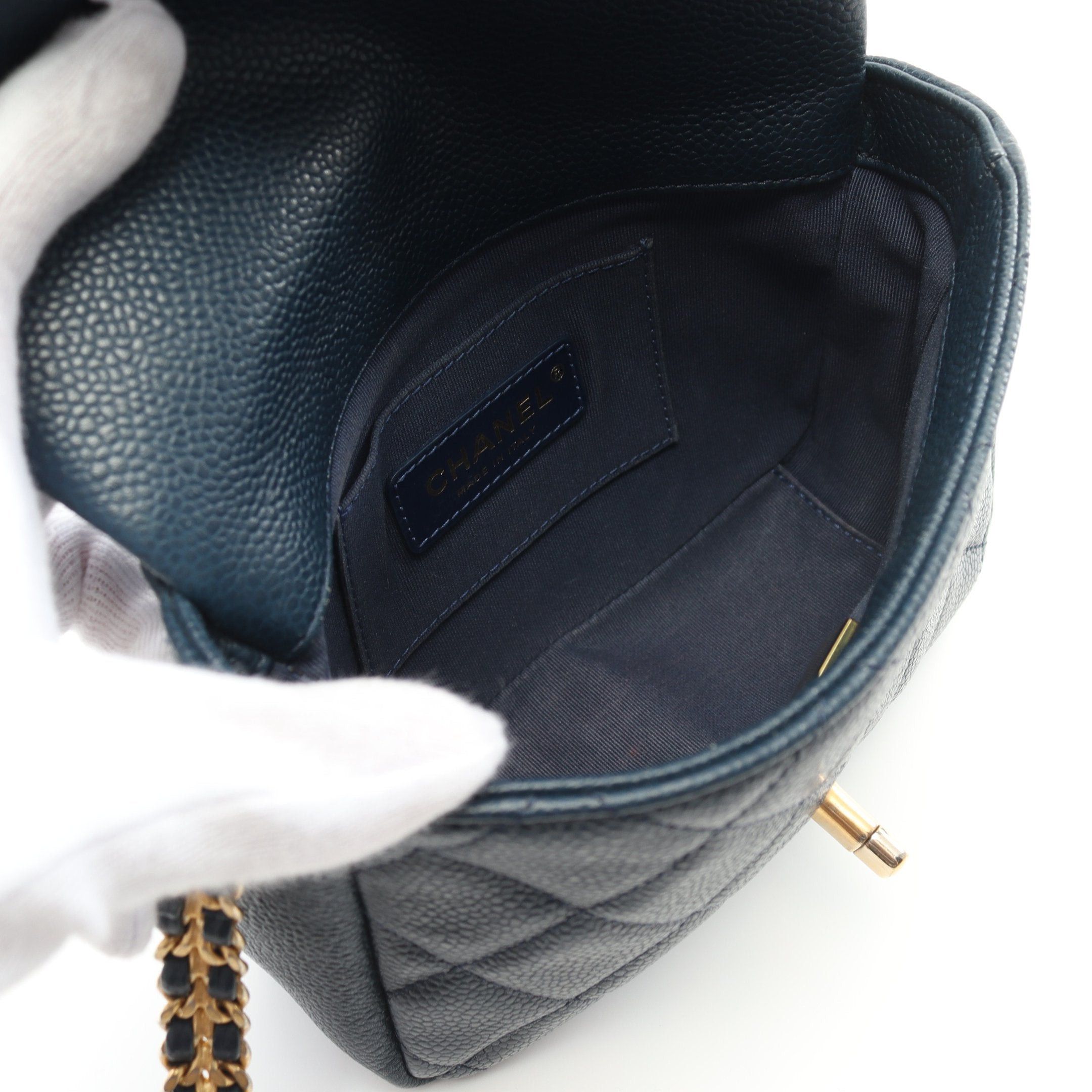 Chanel Chanel Matelasse Chain Shoulder Bag Caviar Skin Navy Gold Hardware Size ONE SIZE - 3 Thumbnail