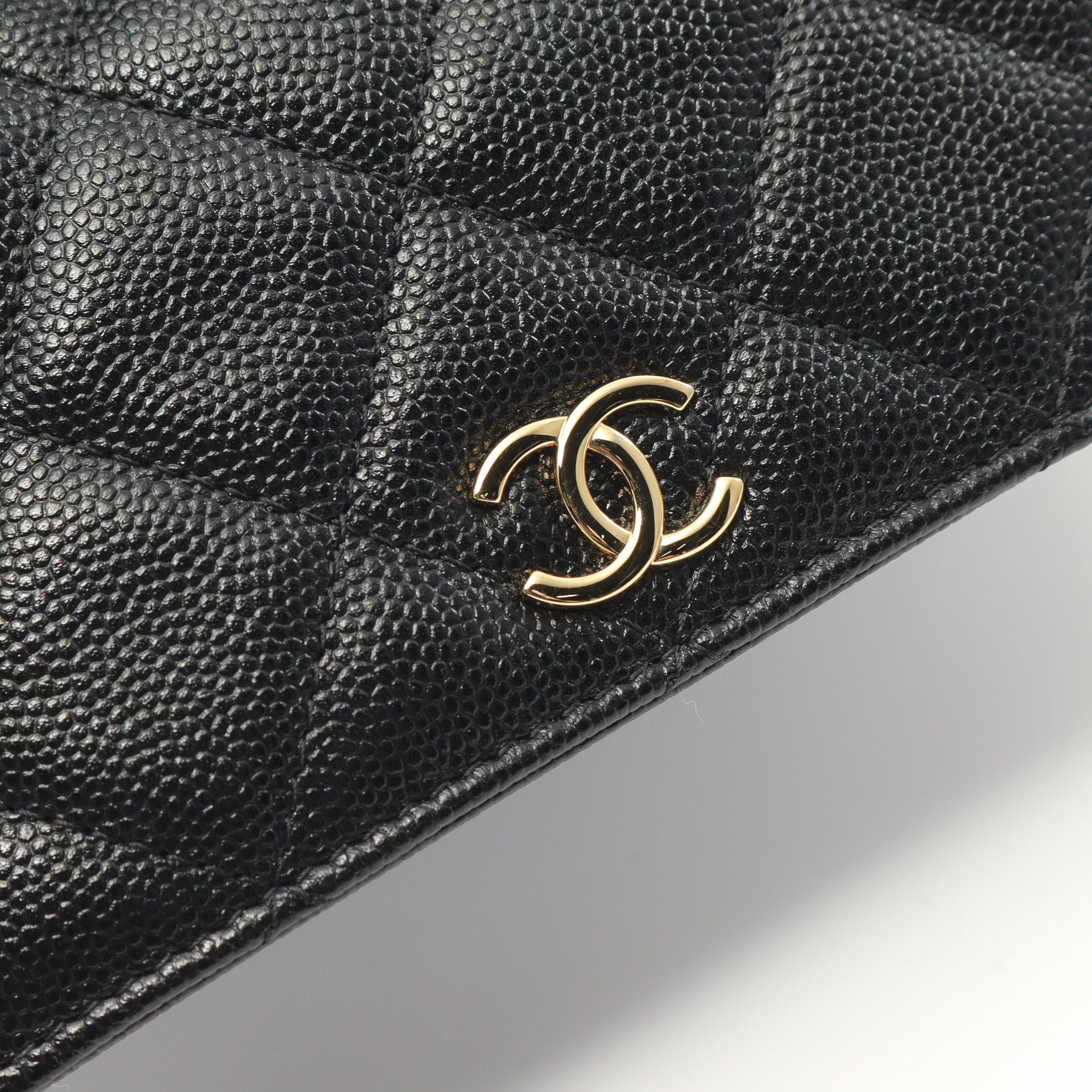 Chanel Chanel Matelasse Chain Shoulder Bag Caviar Skin Black Gold Hardware Size ONE SIZE - 6 Thumbnail