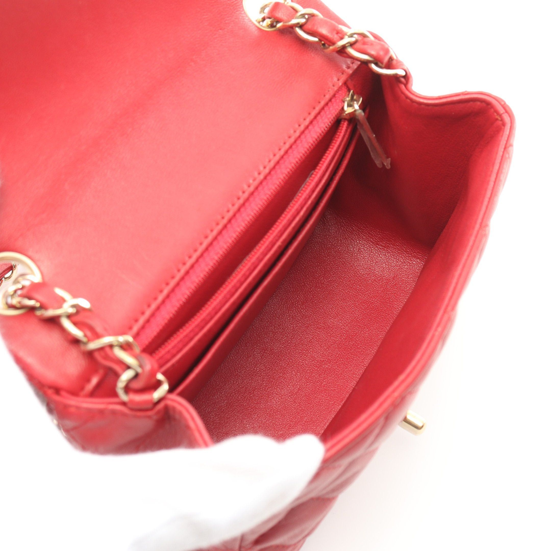 Chanel Chanel Mini Matelasse Chain Shoulder Bag Lambskin Red Gold Hardware Size ONE SIZE - 3 Thumbnail