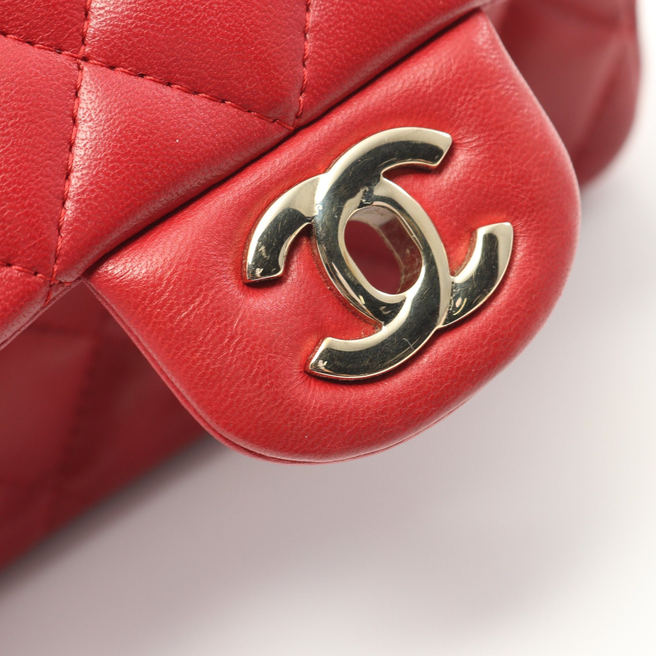 Chanel Chanel Mini Matelasse Chain Shoulder Bag Lambskin Red Gold Hardware Size ONE SIZE - 10 Thumbnail