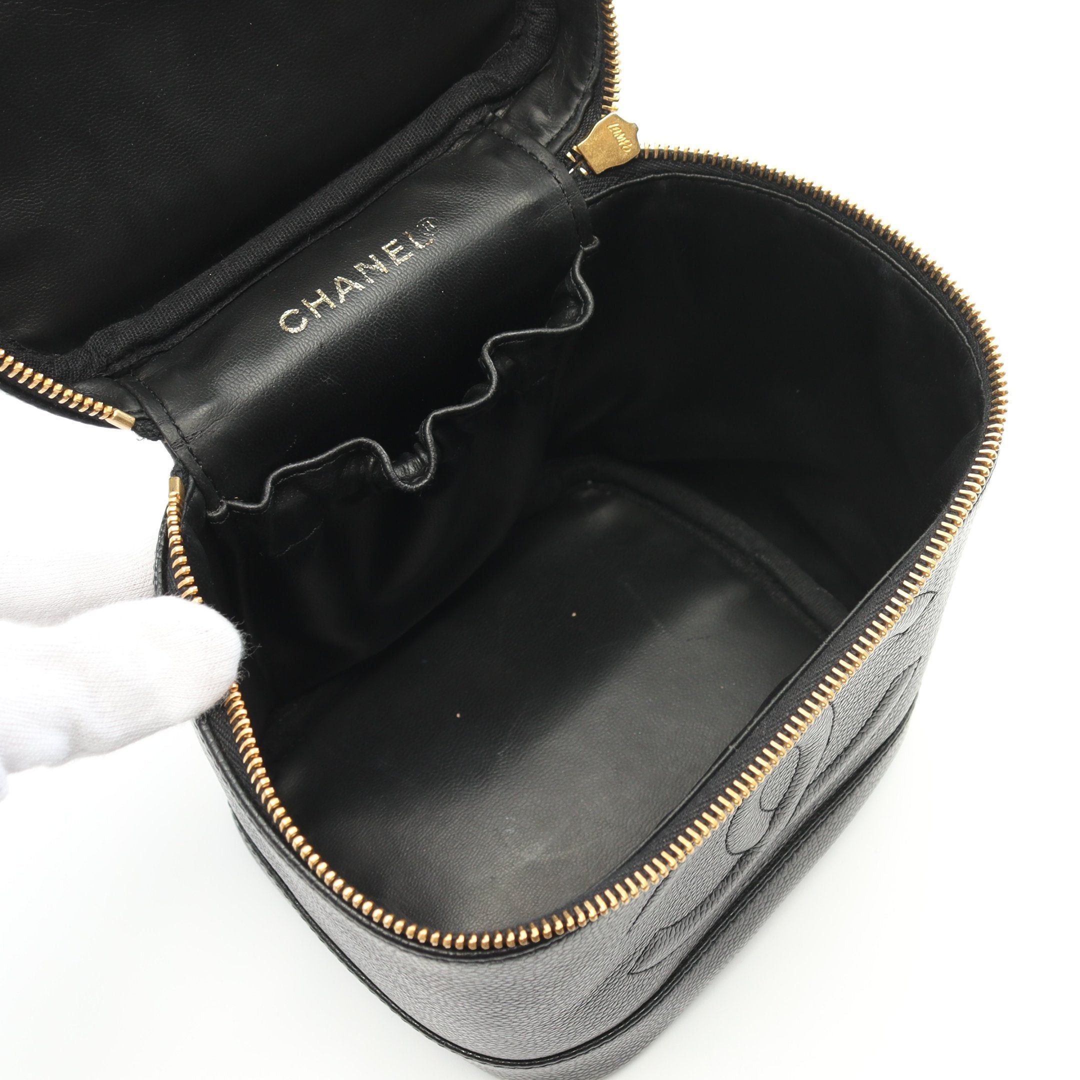Chanel Chanel Coco Mark Handbag Vanity Bag Caviar Skin Black Gold Hardware Size ONE SIZE - 3 Thumbnail
