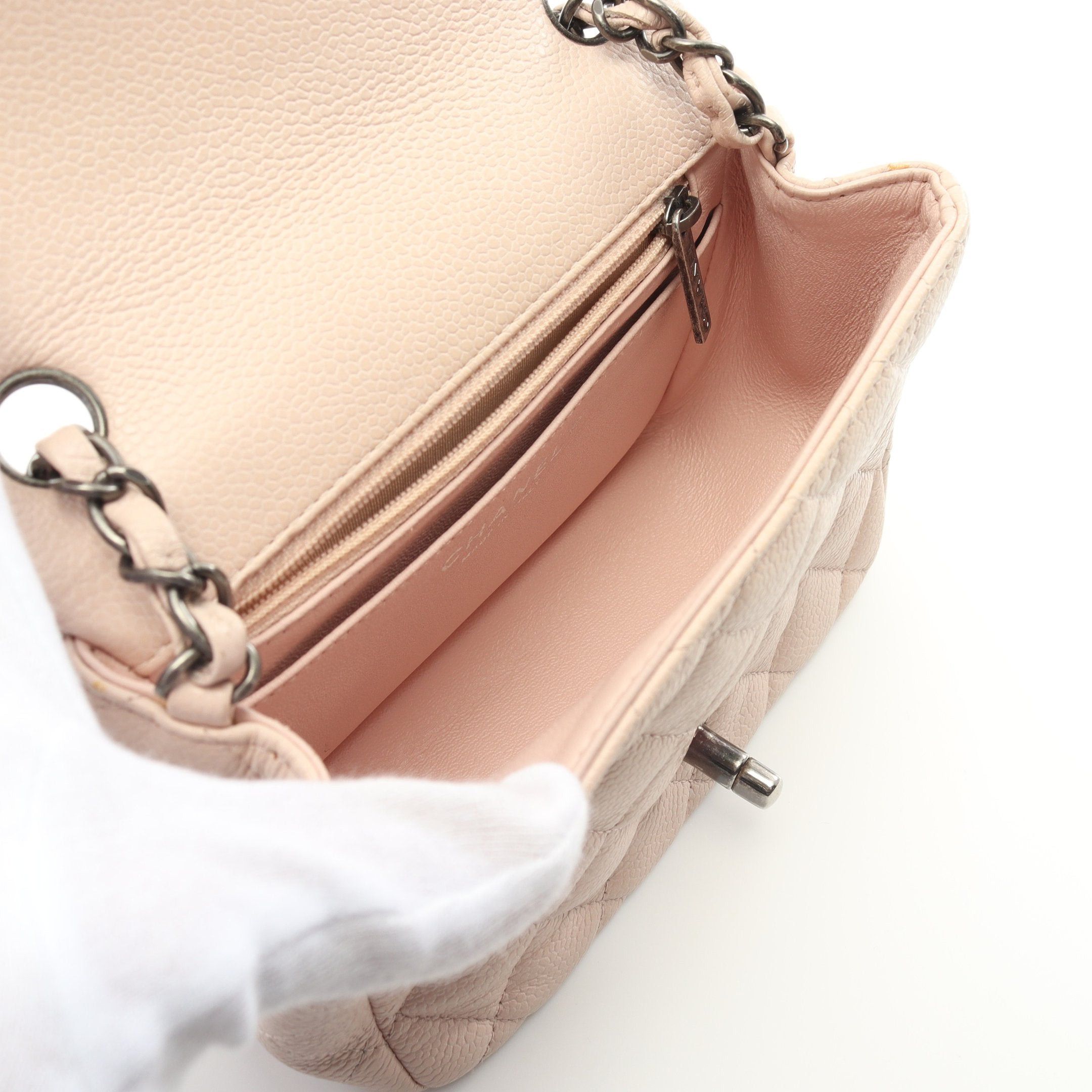 Chanel Chanel Mini Matelasse Chain Shoulder Bag Caviar Skin Light Pink Antique Silver Hardware Size ONE SIZE - 3 Thumbnail