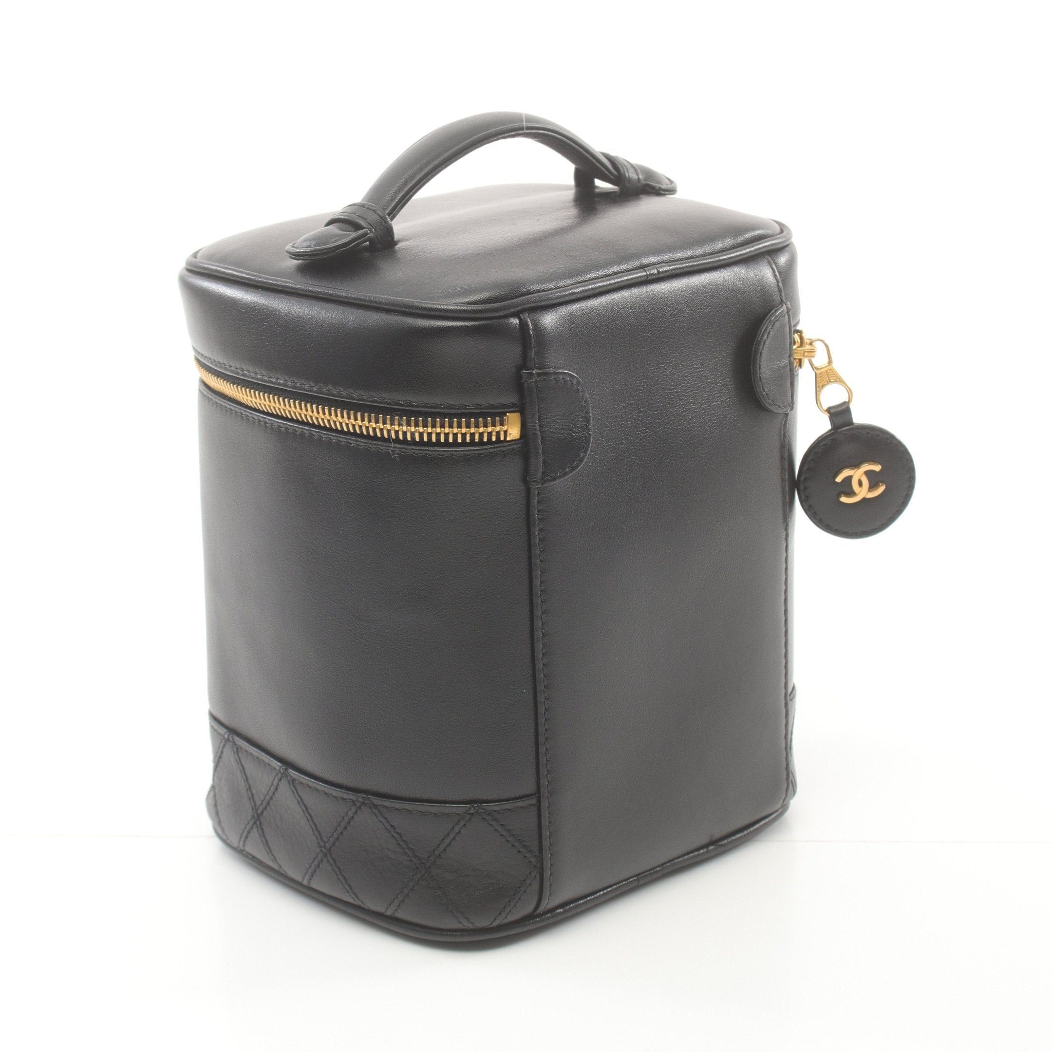 Chanel Chanel Bicolore Vanity Bag Handbag Leather Black Gold Hardware Size ONE SIZE - 2 Thumbnail