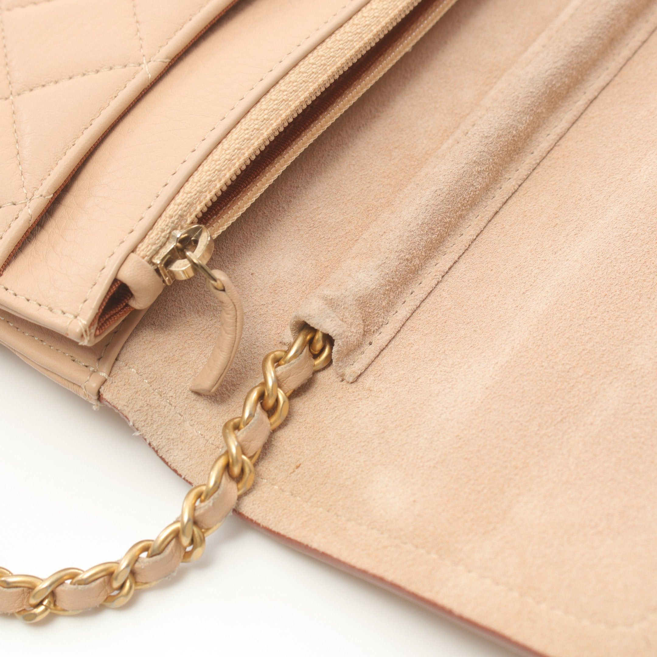 Chanel Chanel Matelasse Chain Wallet Leather Beige Gold Hardware Size ONE SIZE - 6 Thumbnail