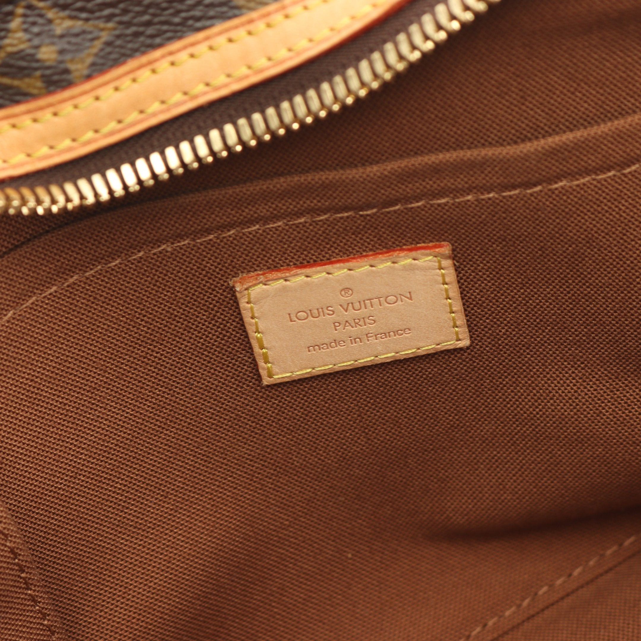 Louis Vuitton Louis Vuitton Rivet Monogram Handbag Leather Brown Size ONE SIZE - 4 Thumbnail