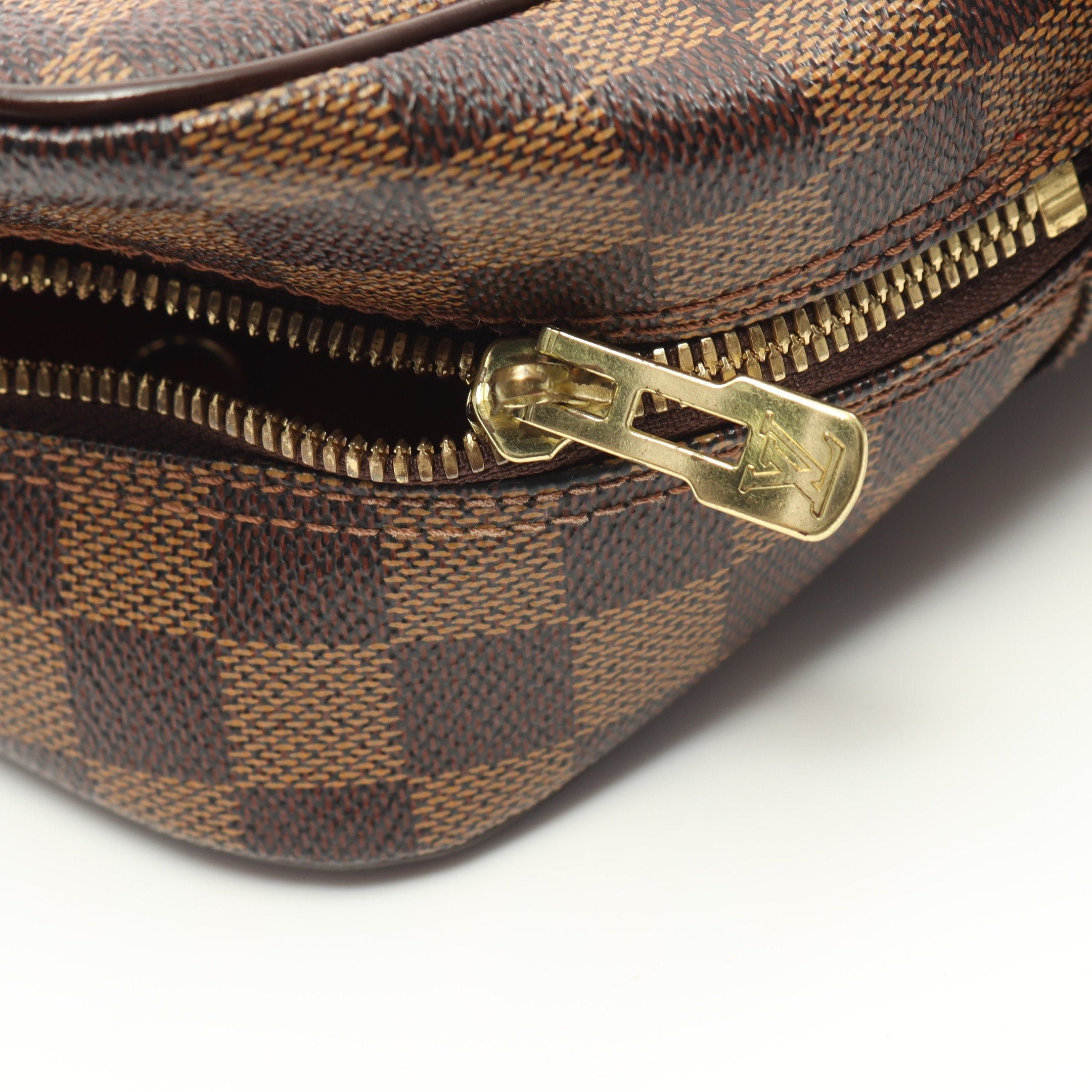 Louis Vuitton Louis Vuitton Olaf Mm Damier Ebene Shoulder Bag Leather Brown Size ONE SIZE - 8 Thumbnail