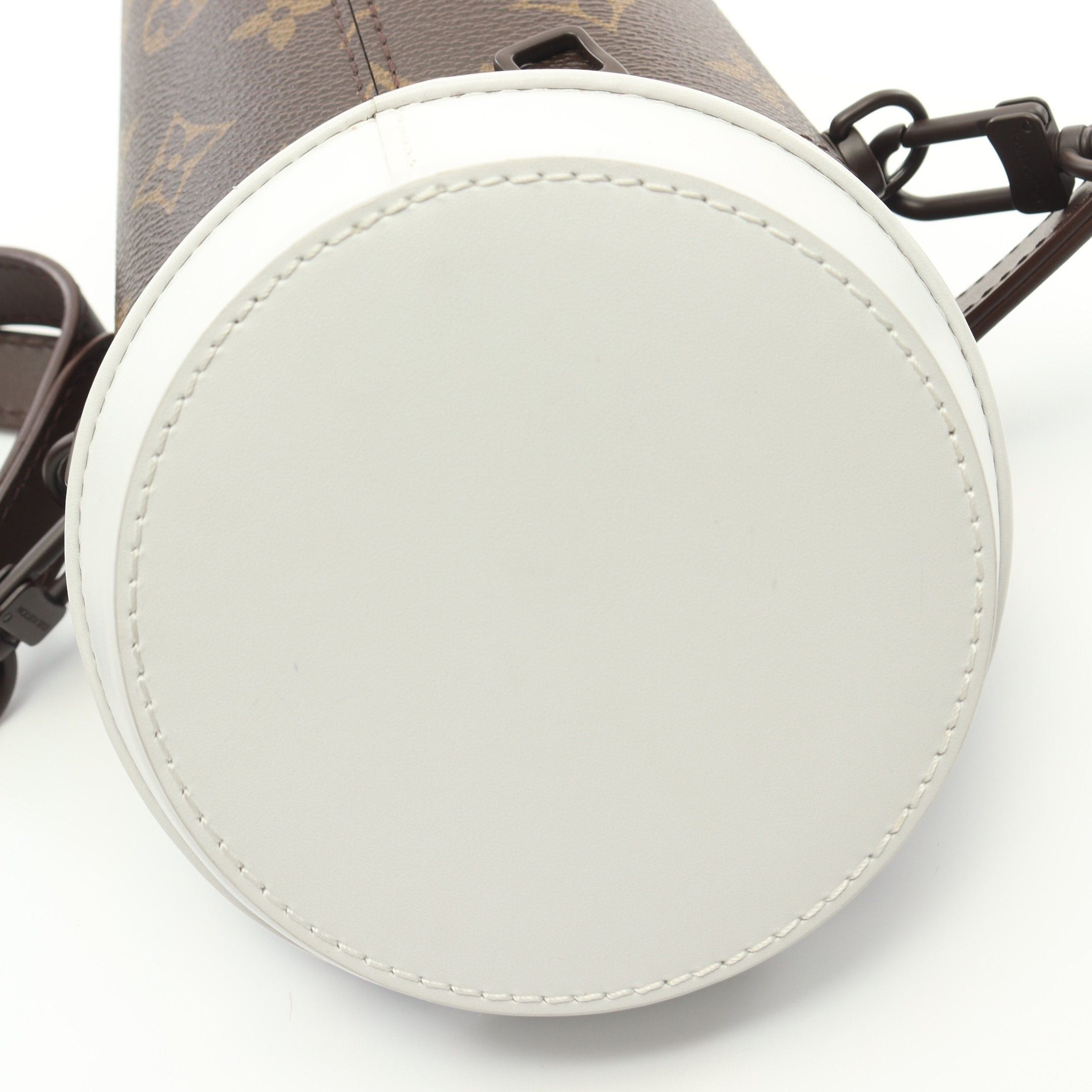 Louis Vuitton Louis Vuitton Everyday Lv Coffee Cup Shoulder Bag Leather Brown White Size ONE SIZE - 5 Thumbnail