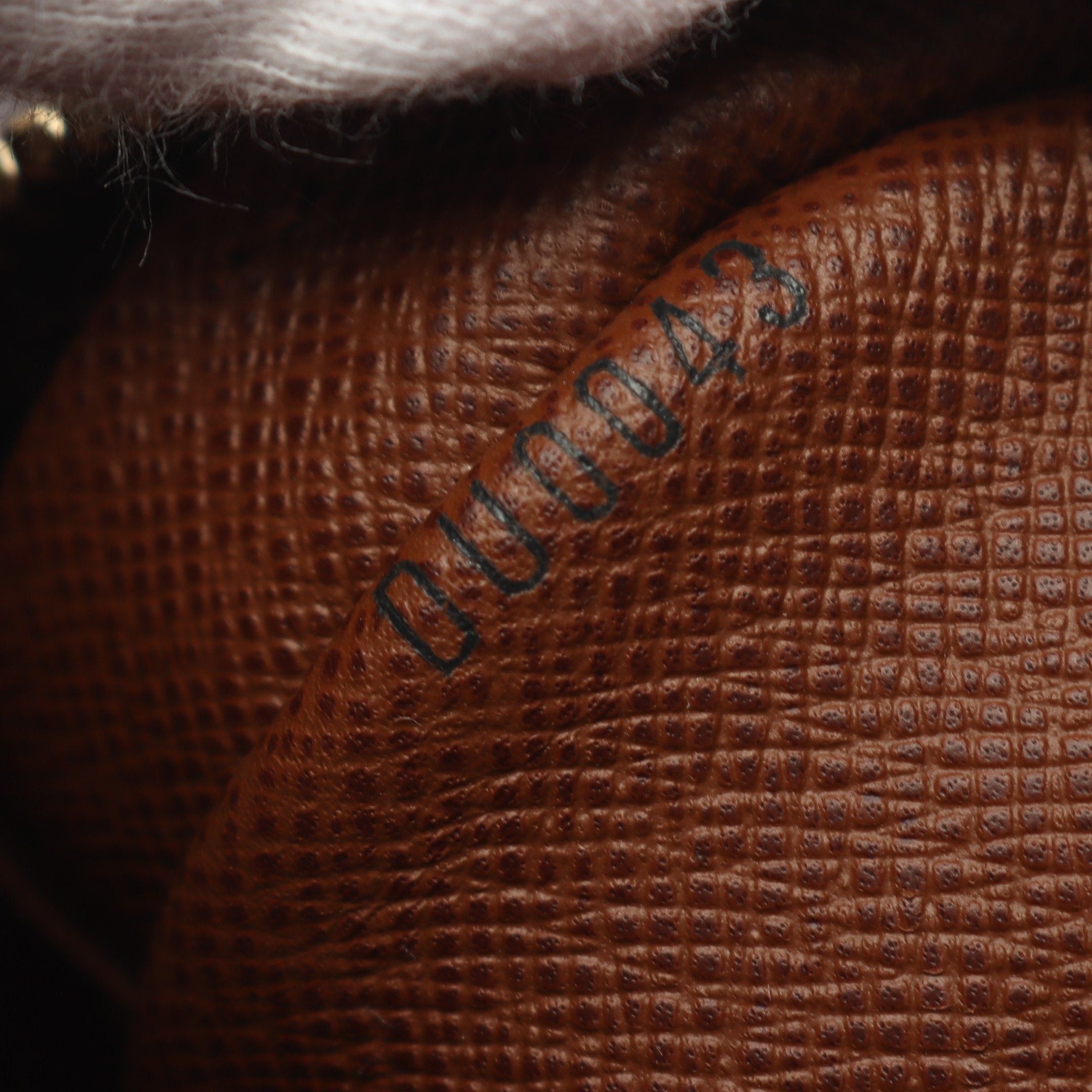 Louis Vuitton Louis Vuitton Marly Monogram Shoulder Bag Leather Brown Size ONE SIZE - 5 Thumbnail
