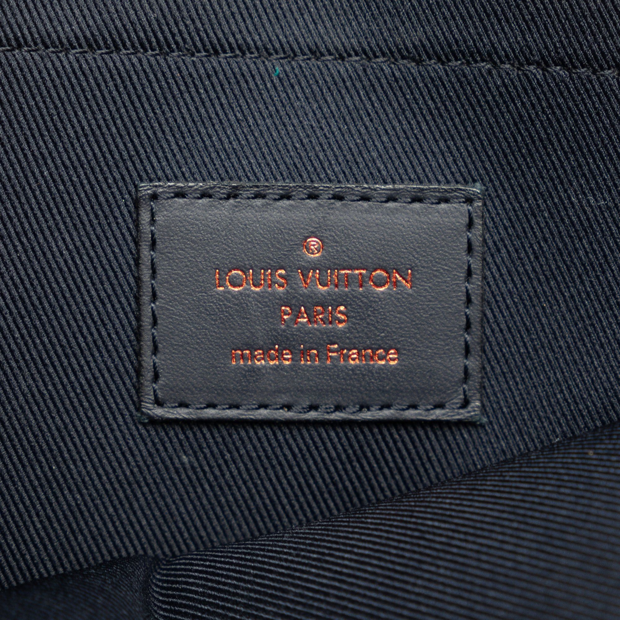 Louis Vuitton Louis Vuitton Monogram Ink Upside Down Apollo Pochette Black Size ONE SIZE - 6 Thumbnail