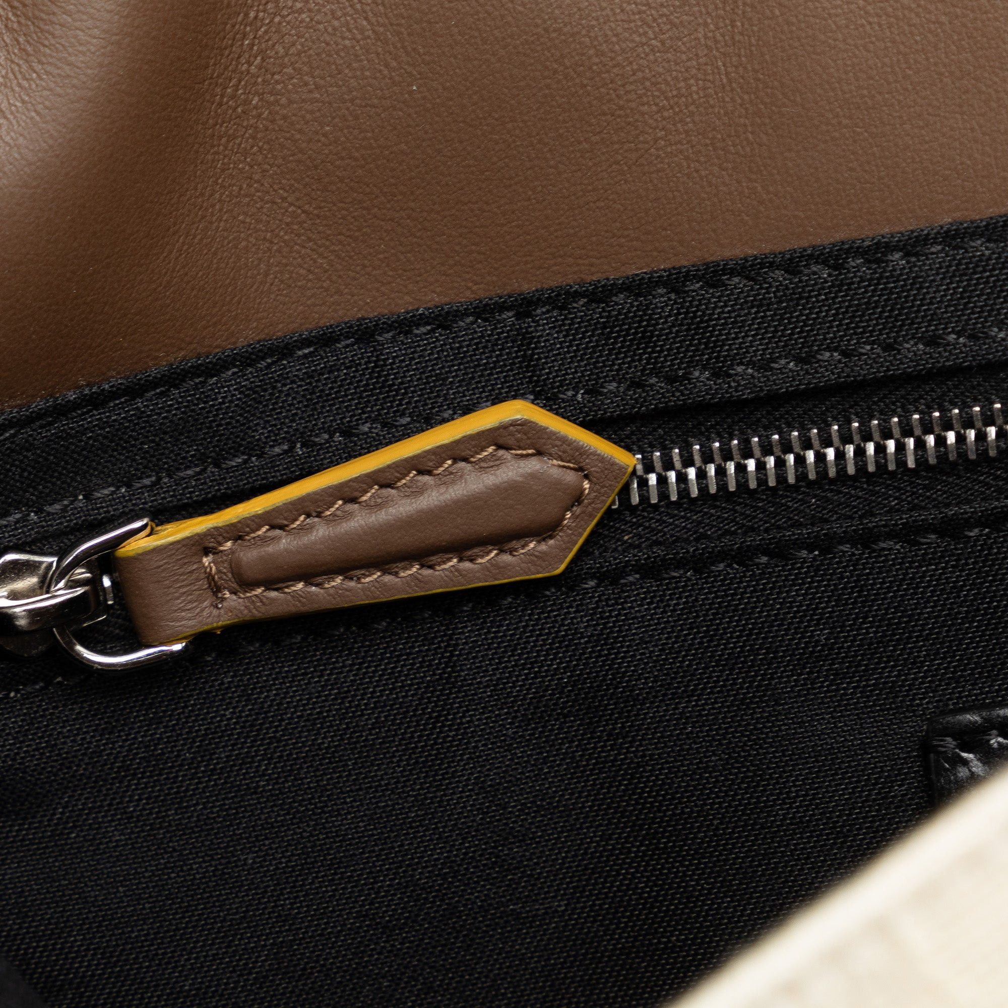 Fendi Fendi Zucca Canvas and Leather Convertible Baguette Brown Size ONE SIZE - 8 Thumbnail