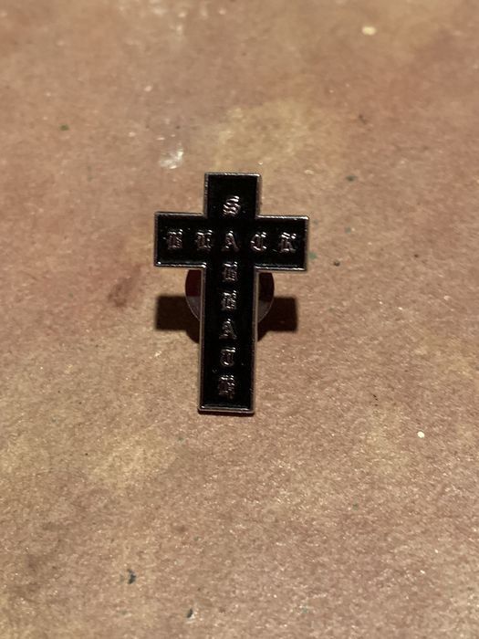 supreme black sabbath cross pins - 小物