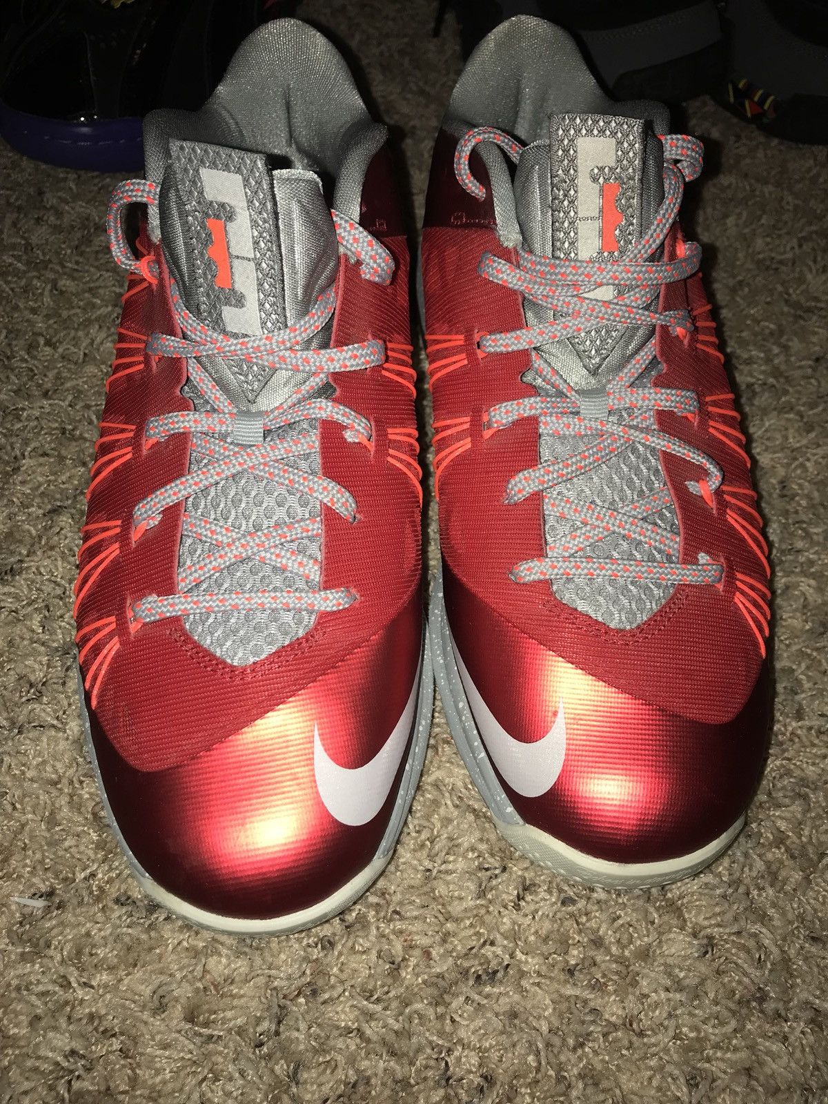 Nike Air Max Lebron X (10) Low ‘University Red’