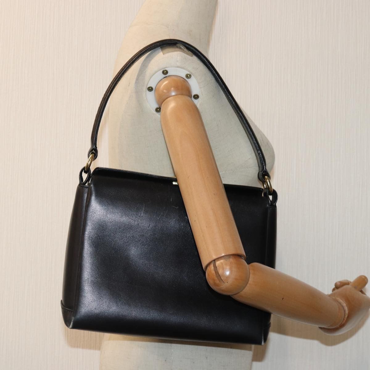 Gucci Vintage Black Leather Shoulder Bag (Pre-Owned) Size ONE SIZE - 14 Thumbnail