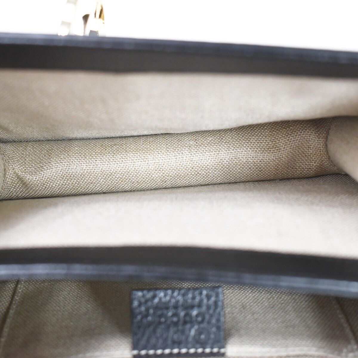 Gucci Interlocking G Black Leather Shoulder Bag (Pre-Owned) Size ONE SIZE - 18 Thumbnail
