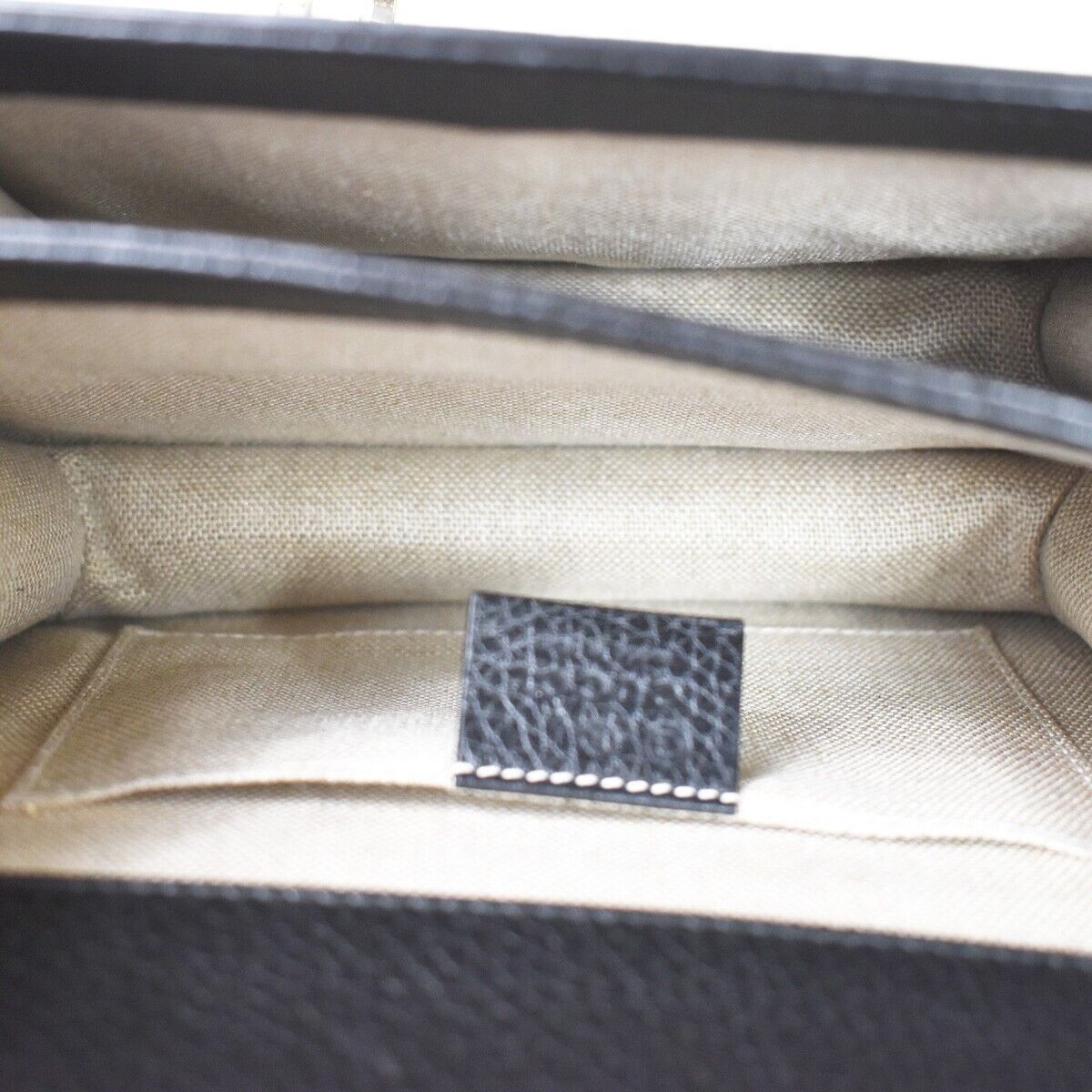Gucci Interlocking G Black Leather Shoulder Bag (Pre-Owned) Size ONE SIZE - 9 Thumbnail