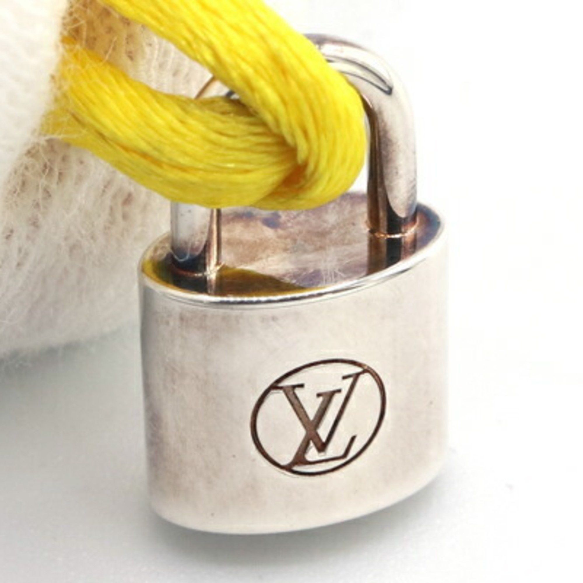Louis Vuitton Louis Vuitton bracelet Size ONE SIZE - 3 Thumbnail