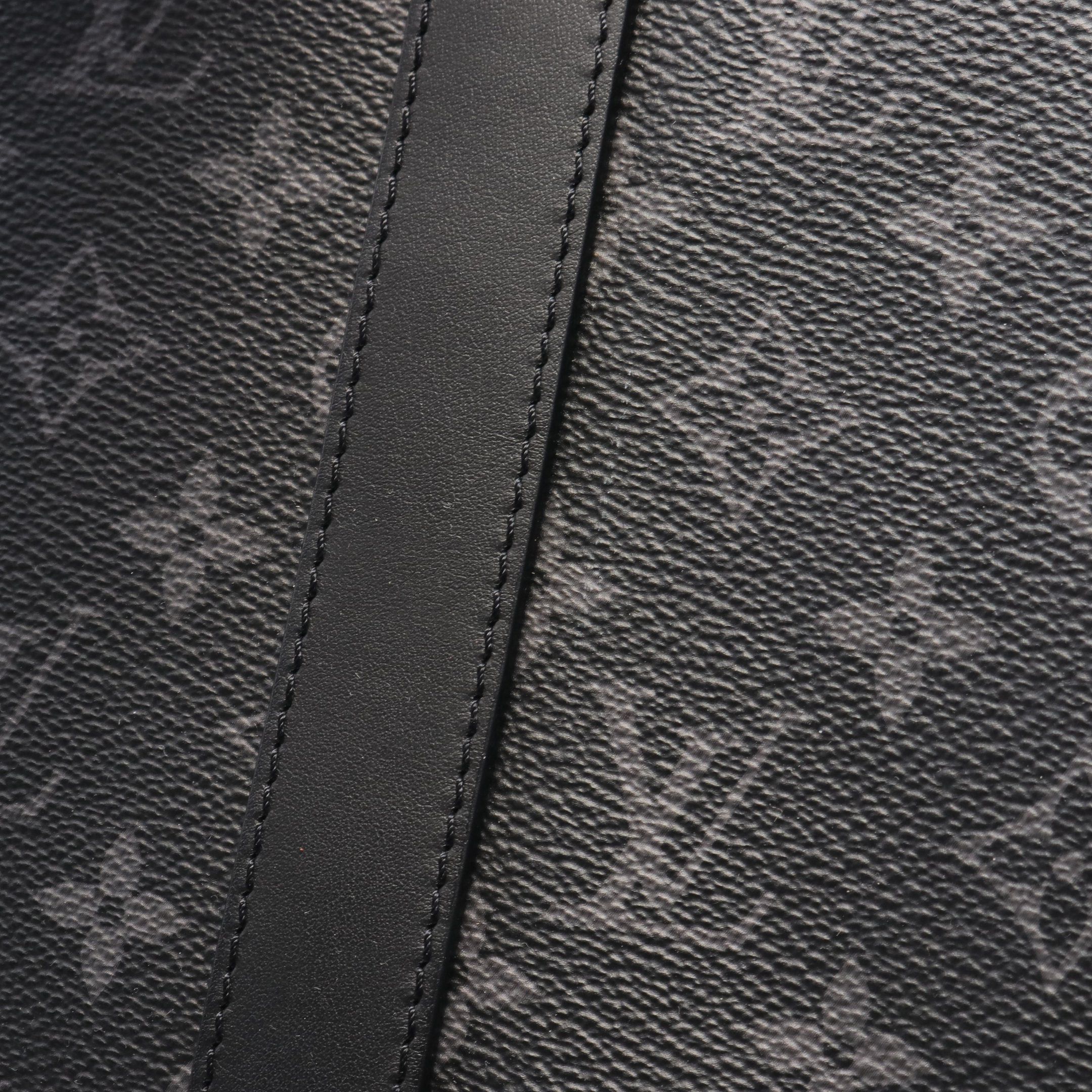 Louis Vuitton Louis Vuitton Sac Plat Cloth Monogram Eclipse Handbag Leather Black Size ONE SIZE - 7 Thumbnail