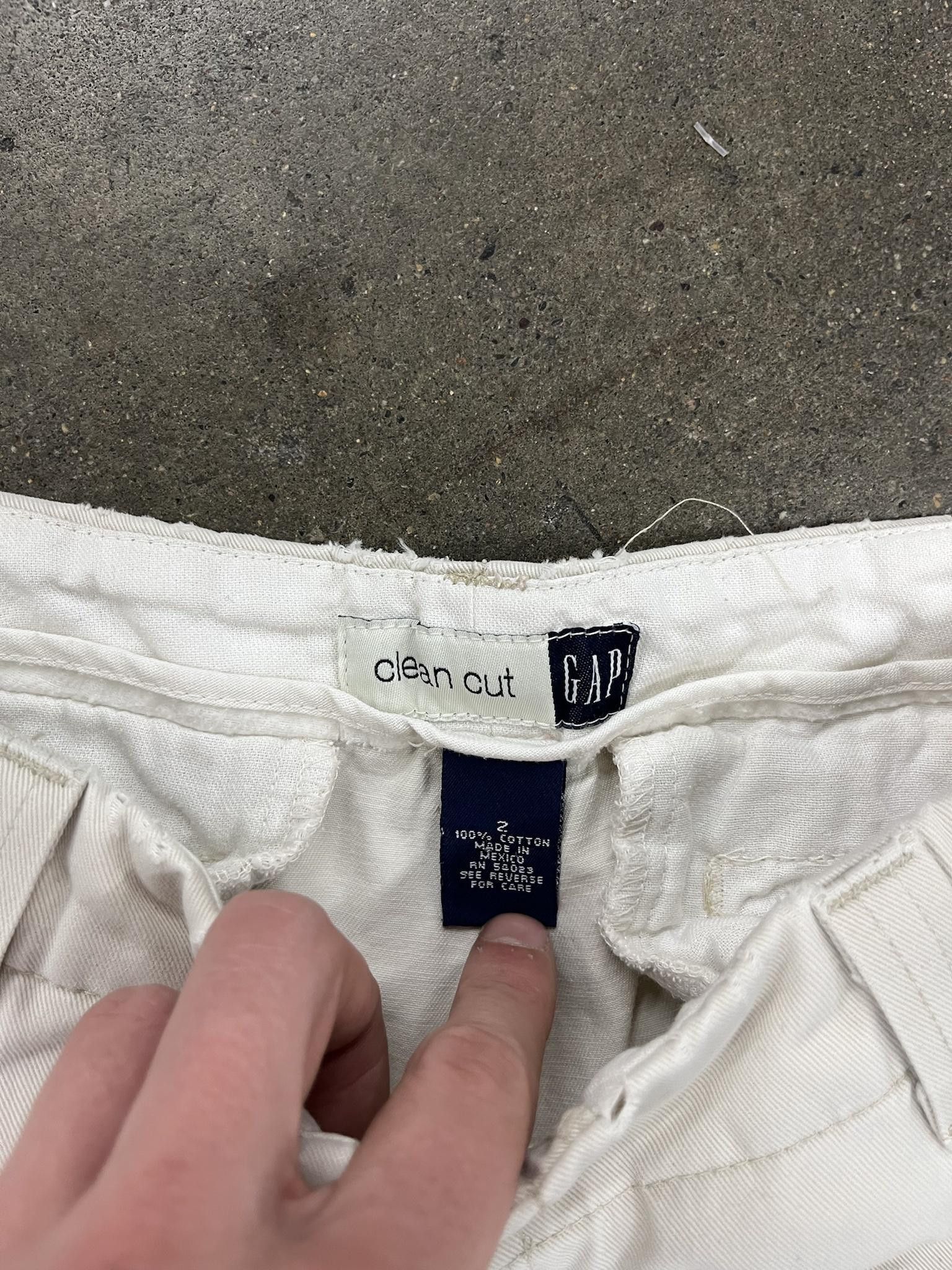 Vintage 1990's GAP Clean Cut Khaki Pants Size US 28 / EU 44 - 2 Thumbnail