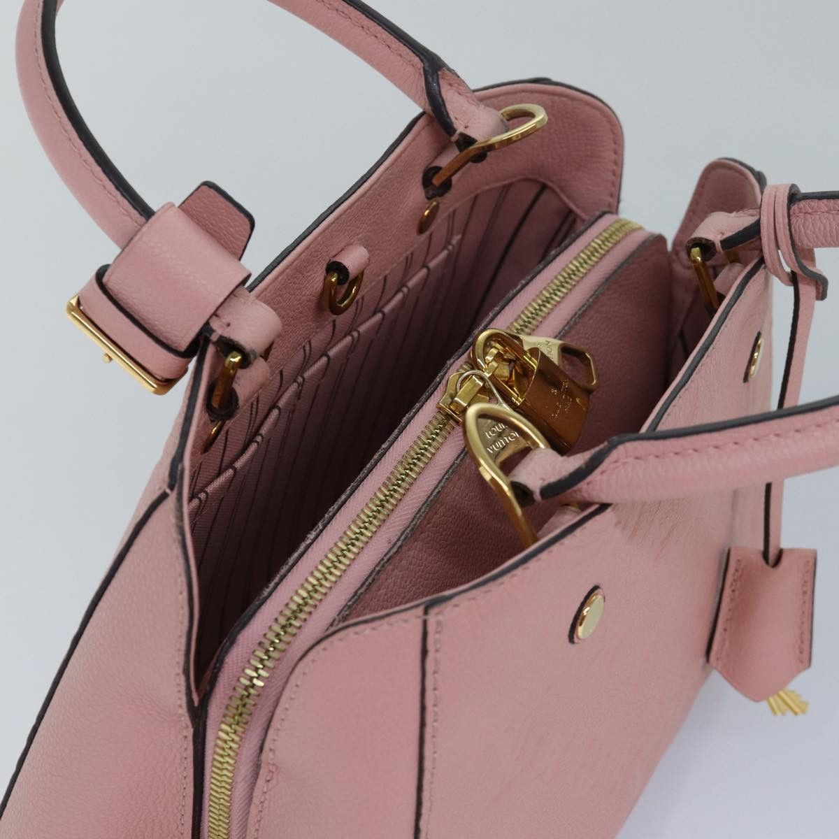 Louis Vuitton Montaigne Pink Leather Handbag (Pre-Owned) Size ONE SIZE - 16 Thumbnail