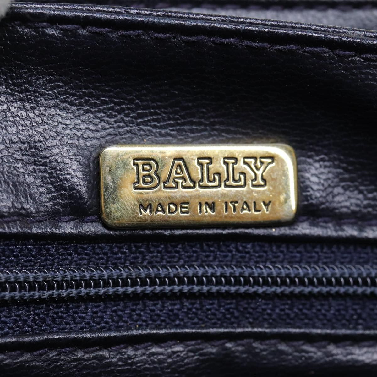 Bally Black Leather Shoulder Bag (Pre-Owned) Size ONE SIZE - 12 Thumbnail