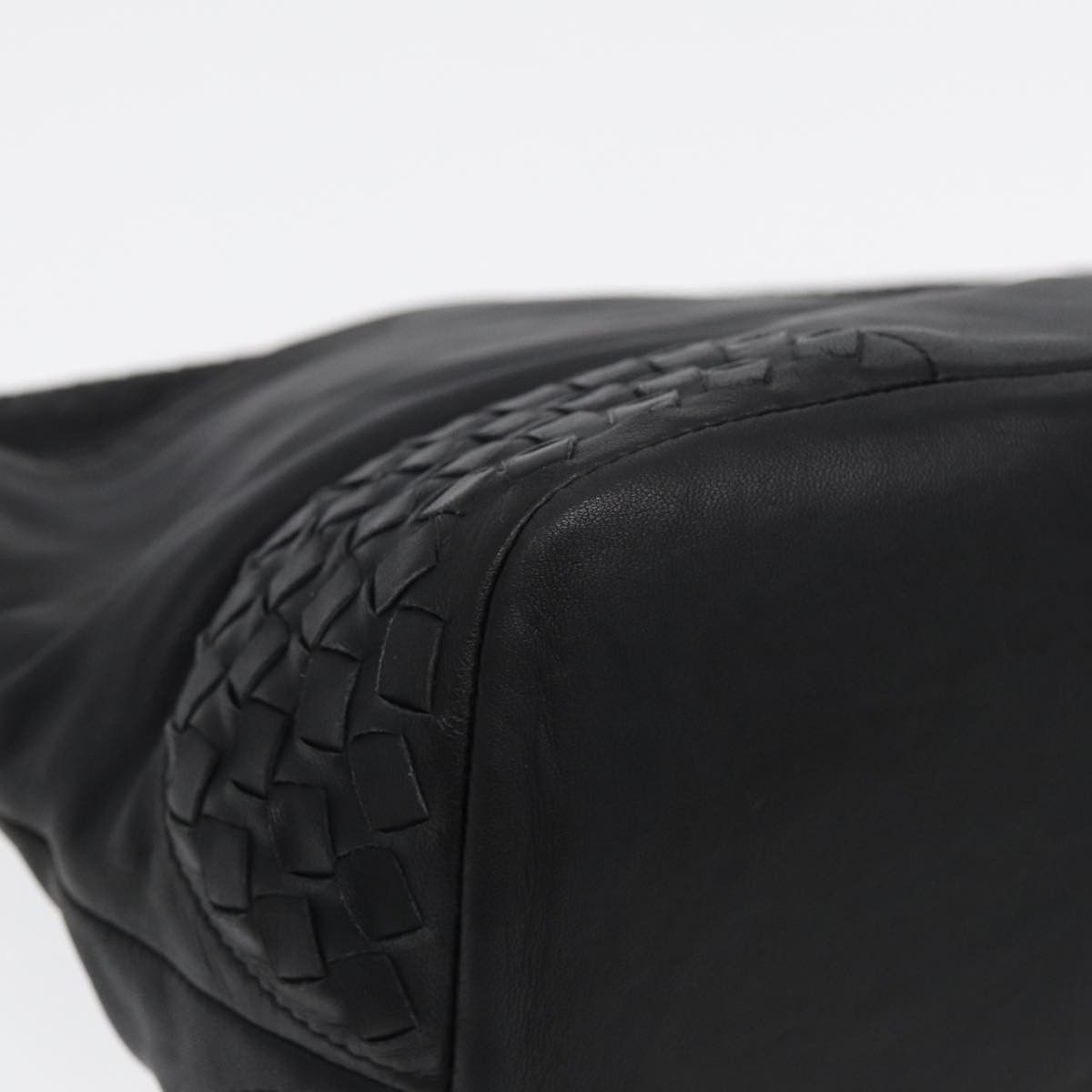Bottega Veneta Intrecciato Black Leather Shoulder Bag (Pre-Owned) Size ONE SIZE - 7 Thumbnail
