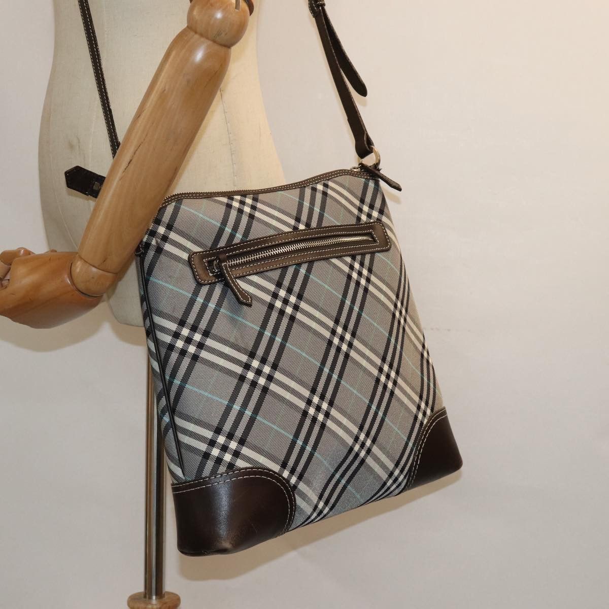 Burberry Blue Label Grey Canvas Shoulder Bag (Pre-Owned) Size ONE SIZE - 14 Thumbnail