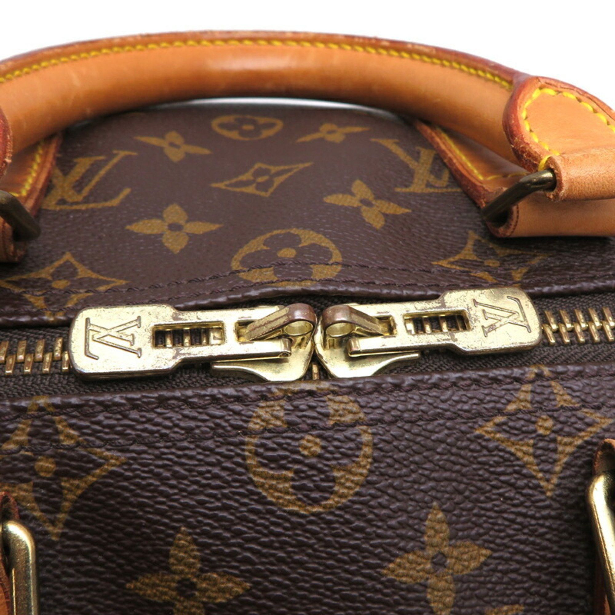 Louis Vuitton Louis Vuitton travel Size ONE SIZE - 7 Thumbnail