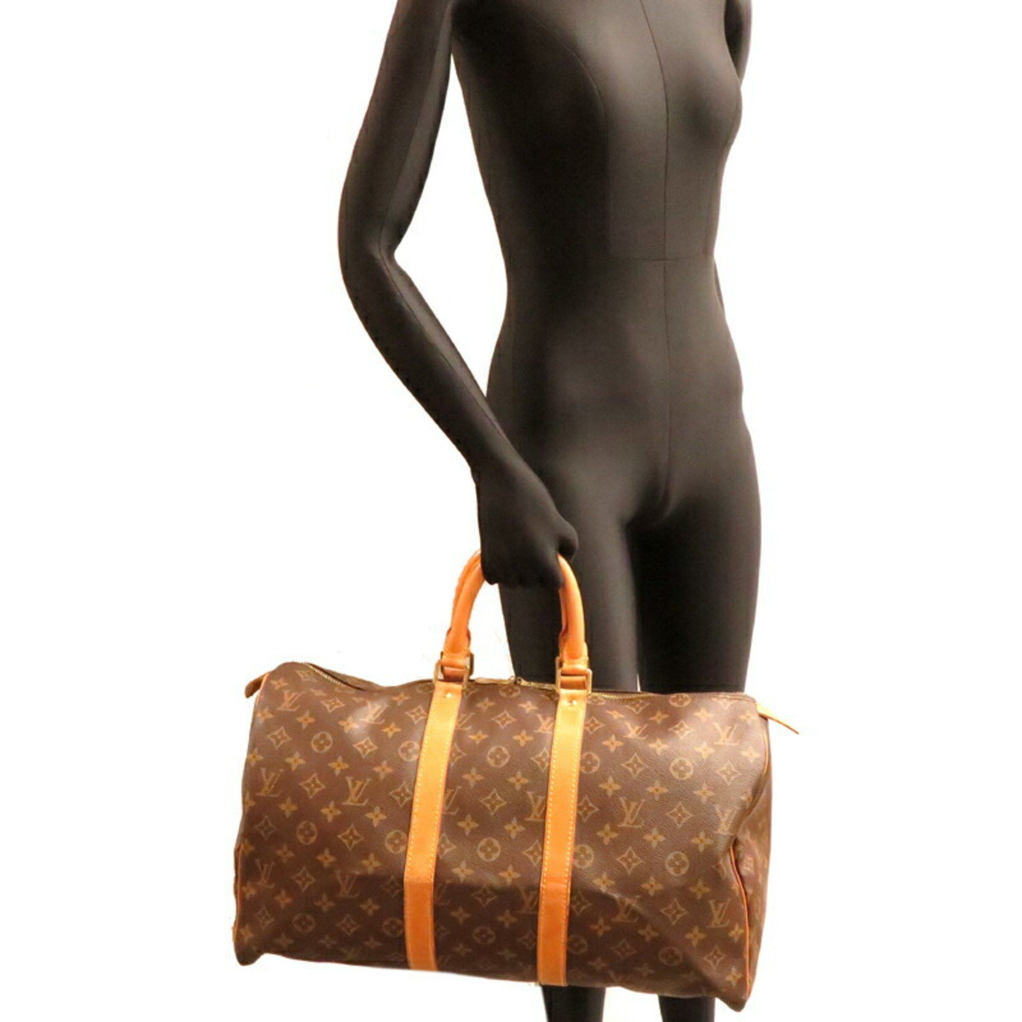 Louis Vuitton Louis Vuitton travel Size ONE SIZE - 10 Thumbnail