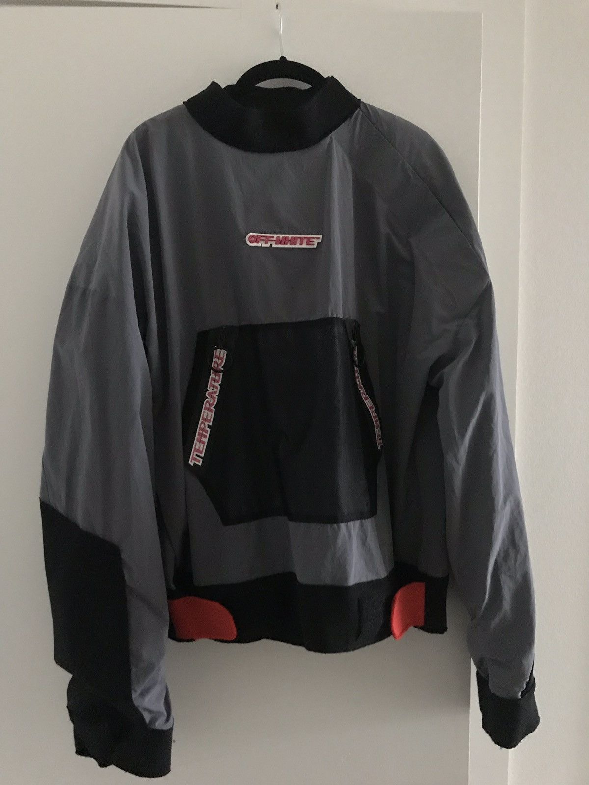 ジャケット・アウター off-white mesh pocket anorak Off-White Grey Mesh Pocket Anorak Jacket