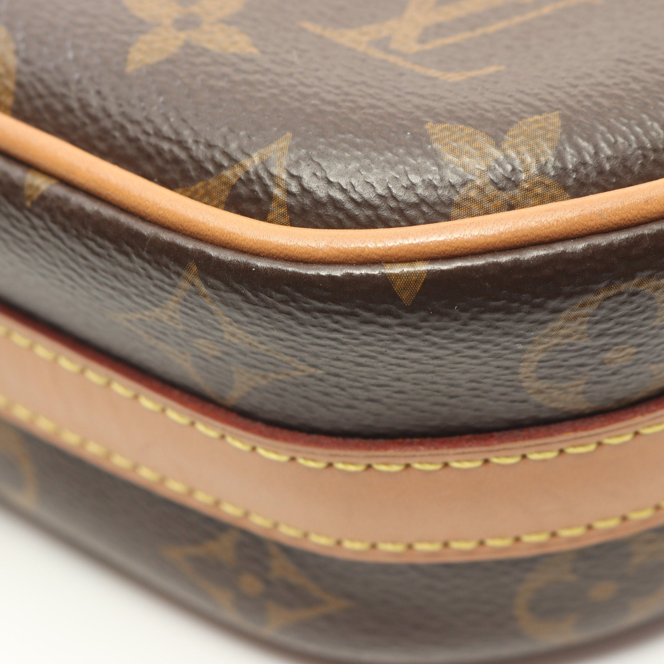 Louis Vuitton Louis Vuitton Boatt Chapeau Souple Pm Monogram Shoulder Bag Brown Size ONE SIZE - 8 Thumbnail