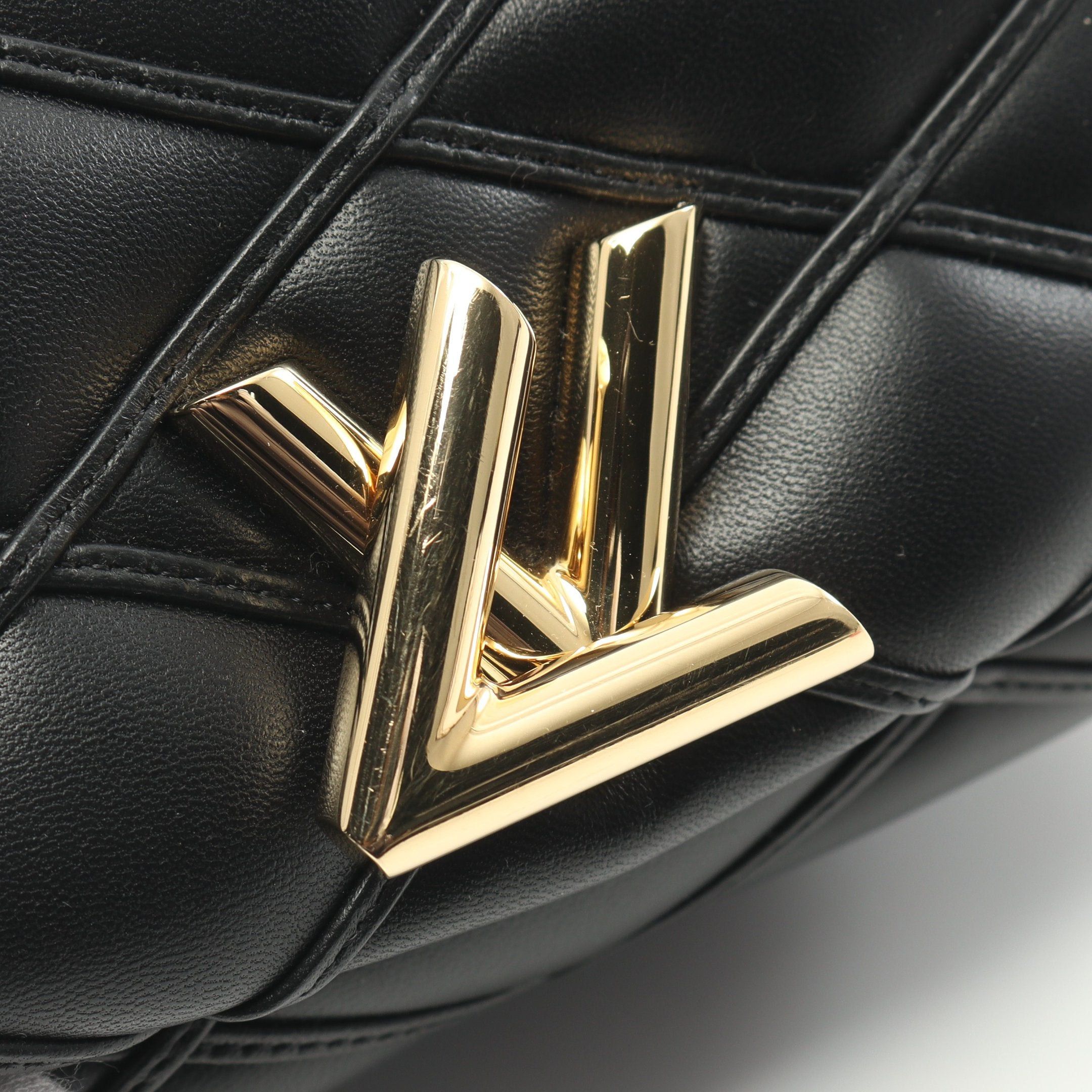 Louis Vuitton Louis Vuitton Pico Go-14 Maltage Noir Chain Shoulder Bag Leather Black Size ONE SIZE - 5 Thumbnail