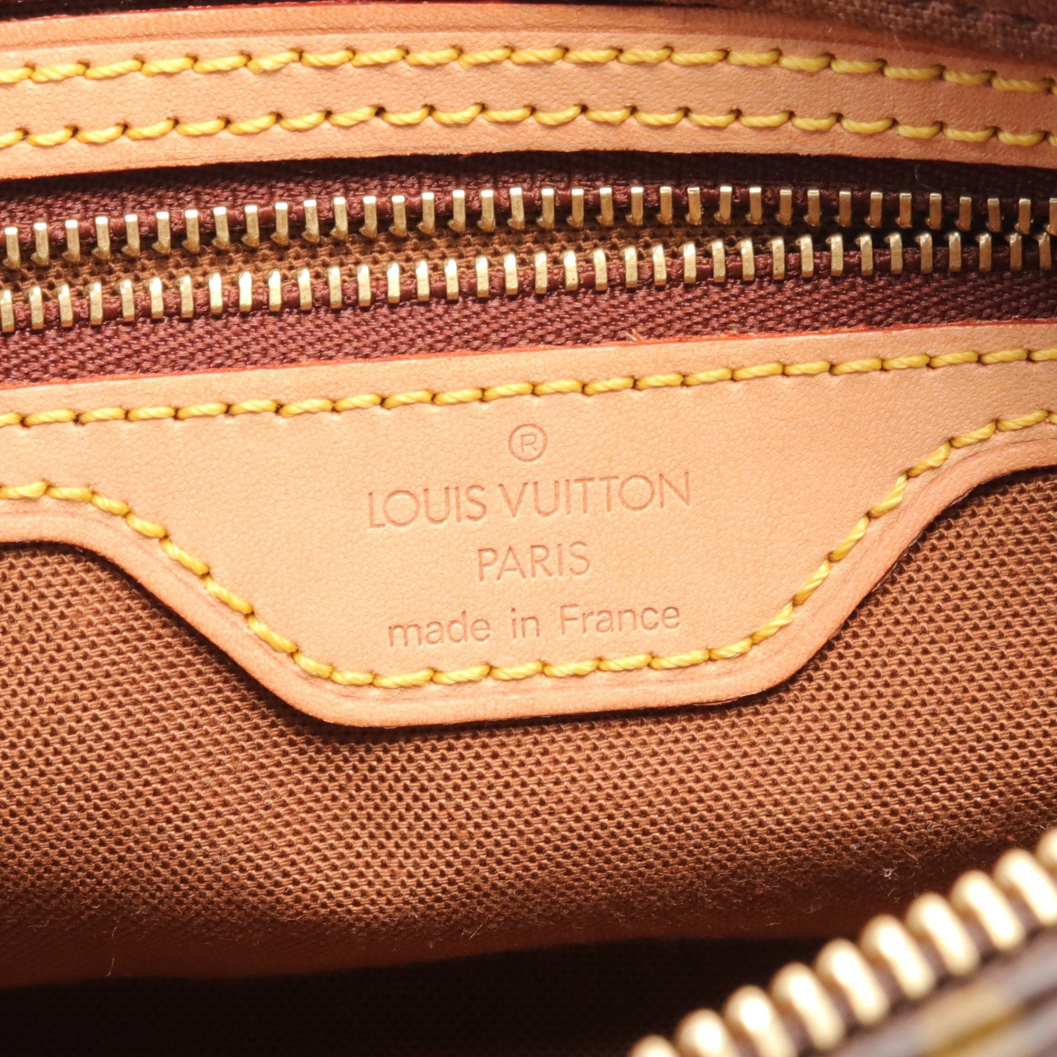 Louis Vuitton Louis Vuitton Trotteur Monogram Shoulder Bag Leather Brown Size ONE SIZE - 4 Thumbnail