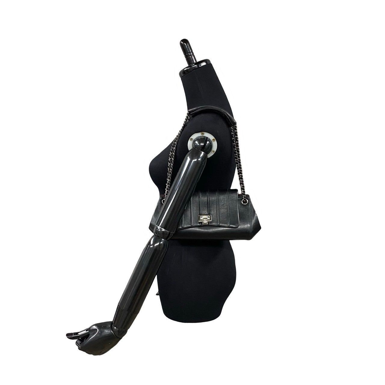 Chanel Chanel Shoulder Bag Black Leather Size ONE SIZE - 2 Thumbnail