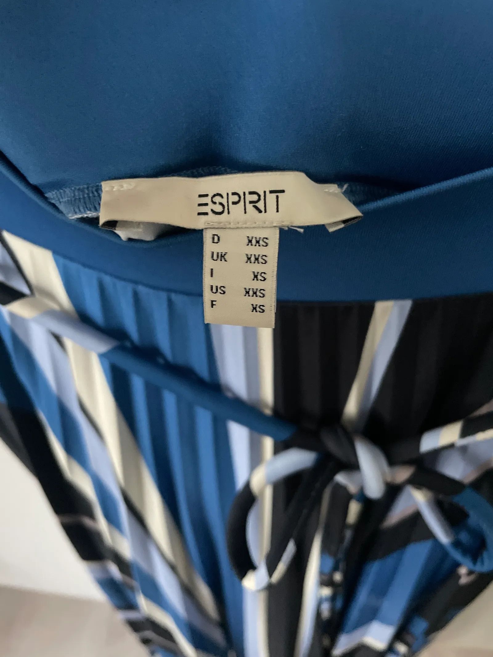Esprit Esprit Skirt Size 24" / US 00 / IT 34 - 2 Thumbnail