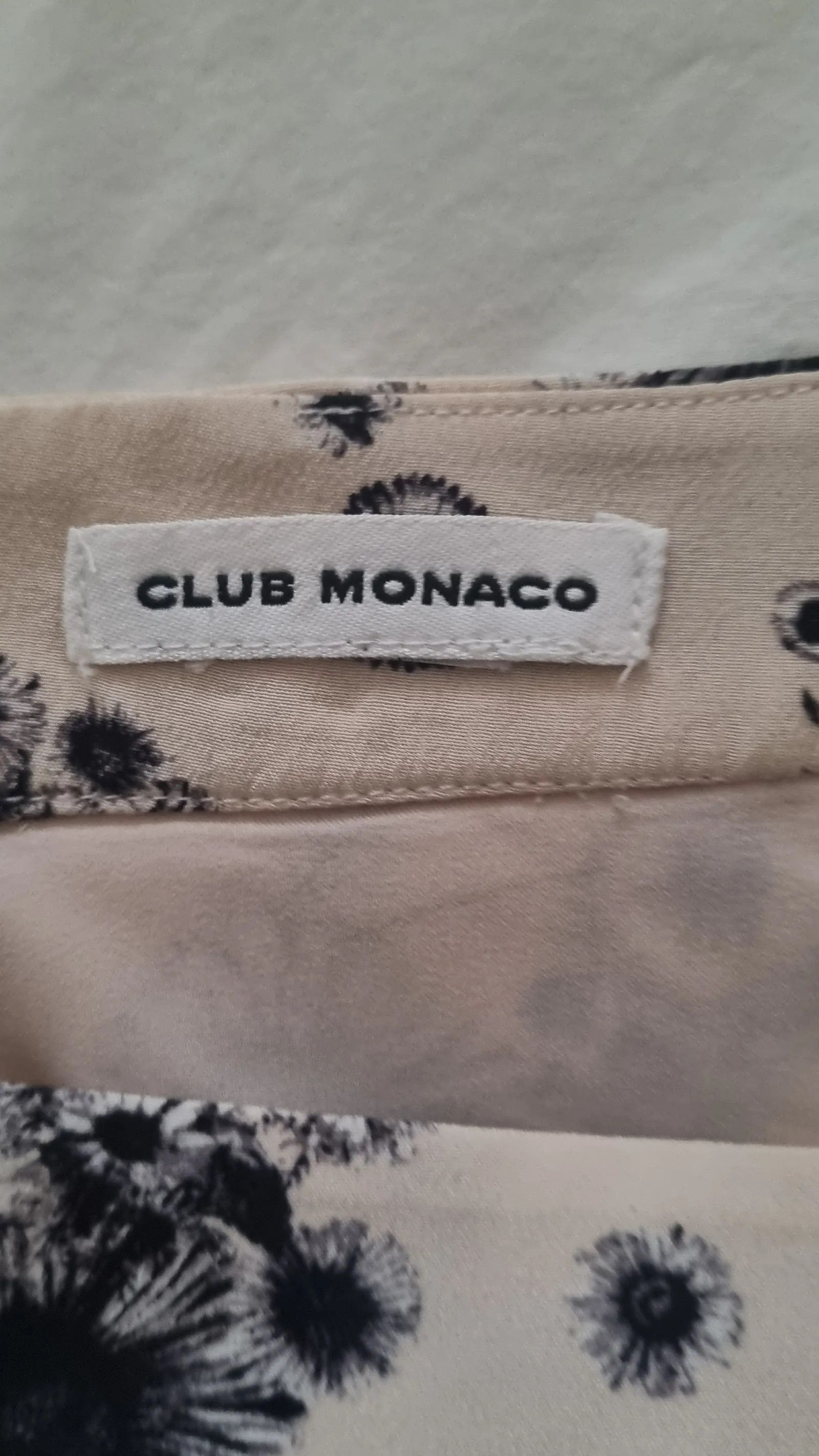 Club Monaco Club Monaco Blouse Size S / US 4 / IT 40 - 2 Thumbnail